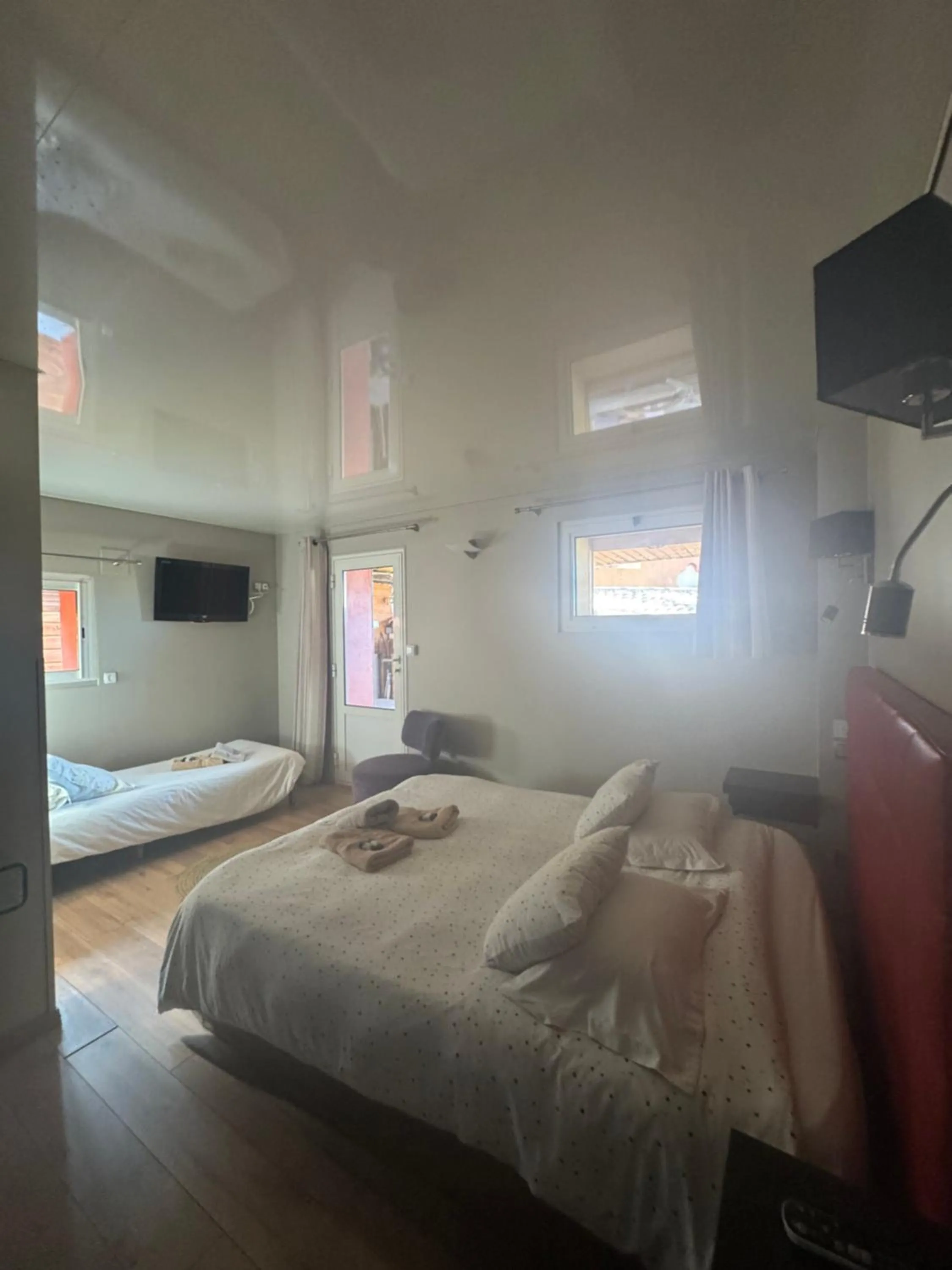 Bed in L'Arche de Porquerolles
