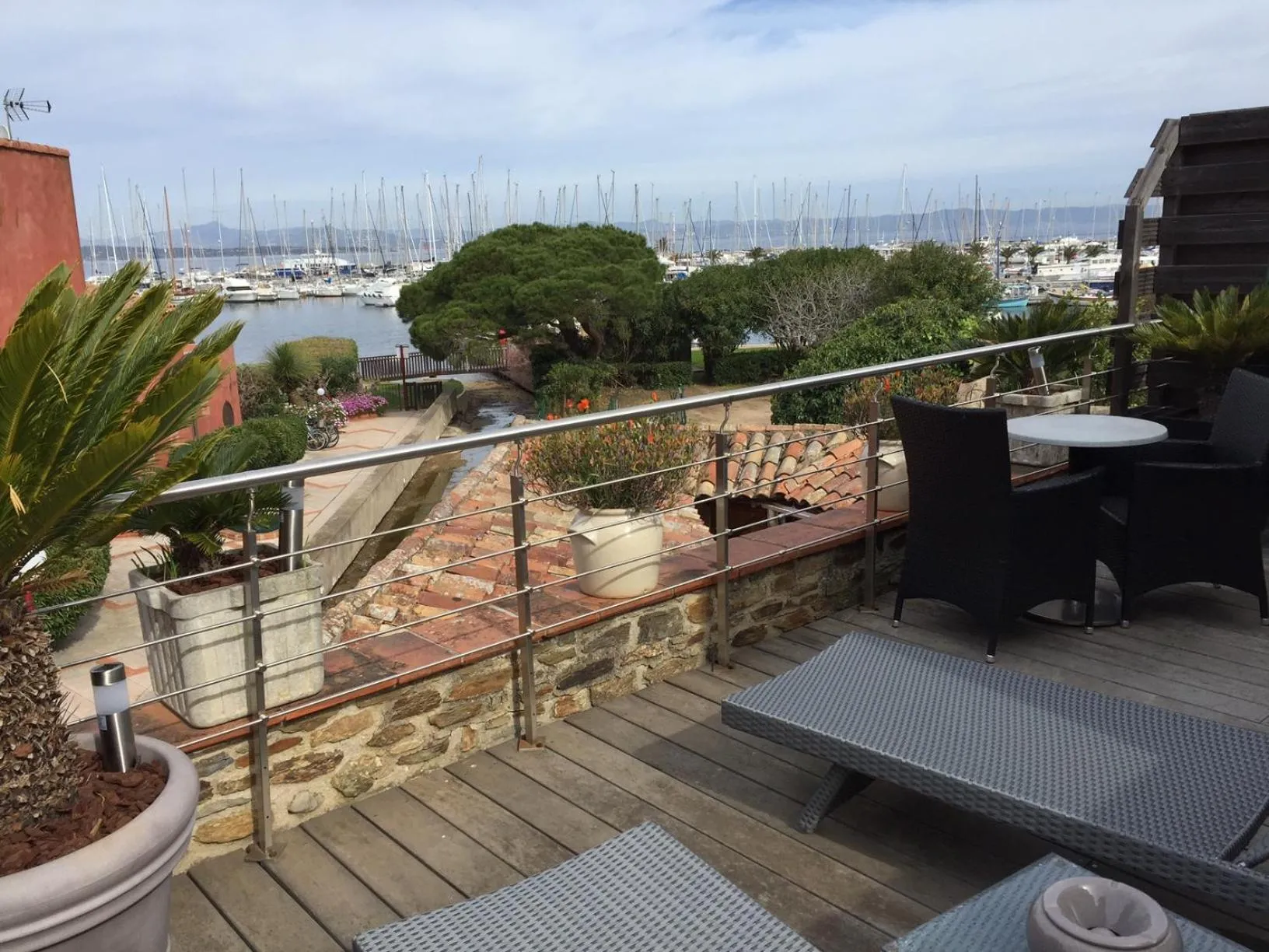 Day in L'Arche de Porquerolles