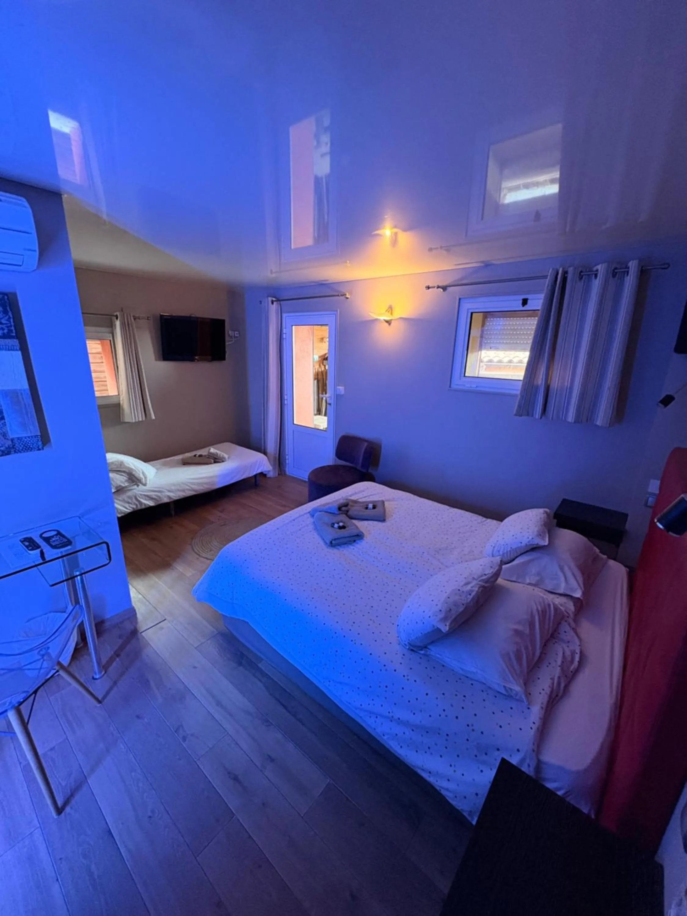 Bed in L'Arche de Porquerolles