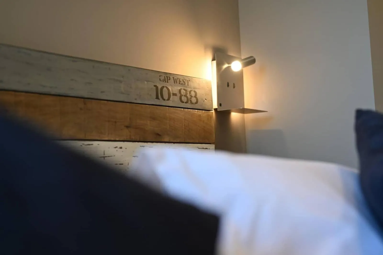 Bed in L'Arche de Porquerolles