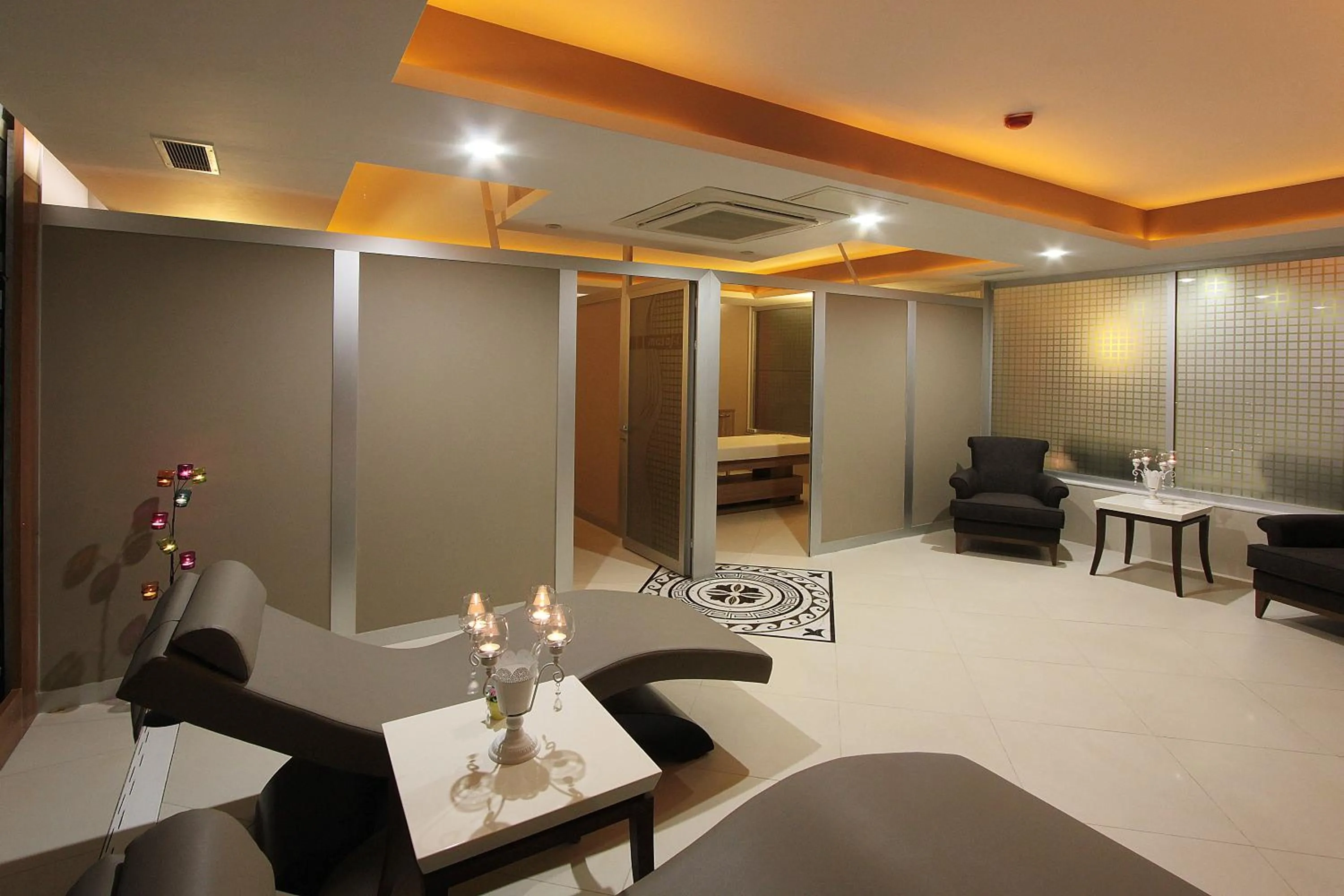 Spa and wellness centre/facilities in Forum Suite Otel