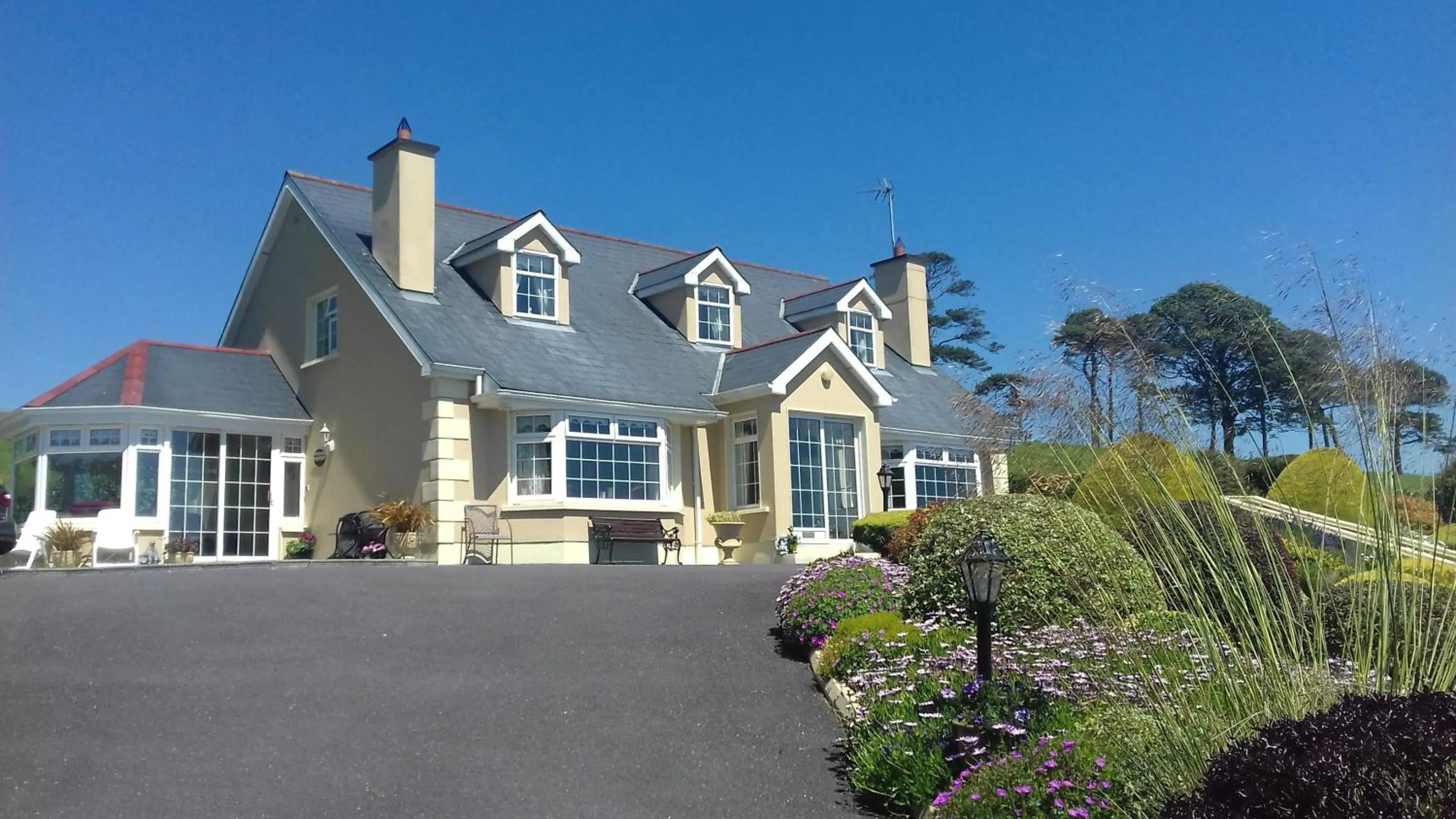 Property building in Kilmacale House