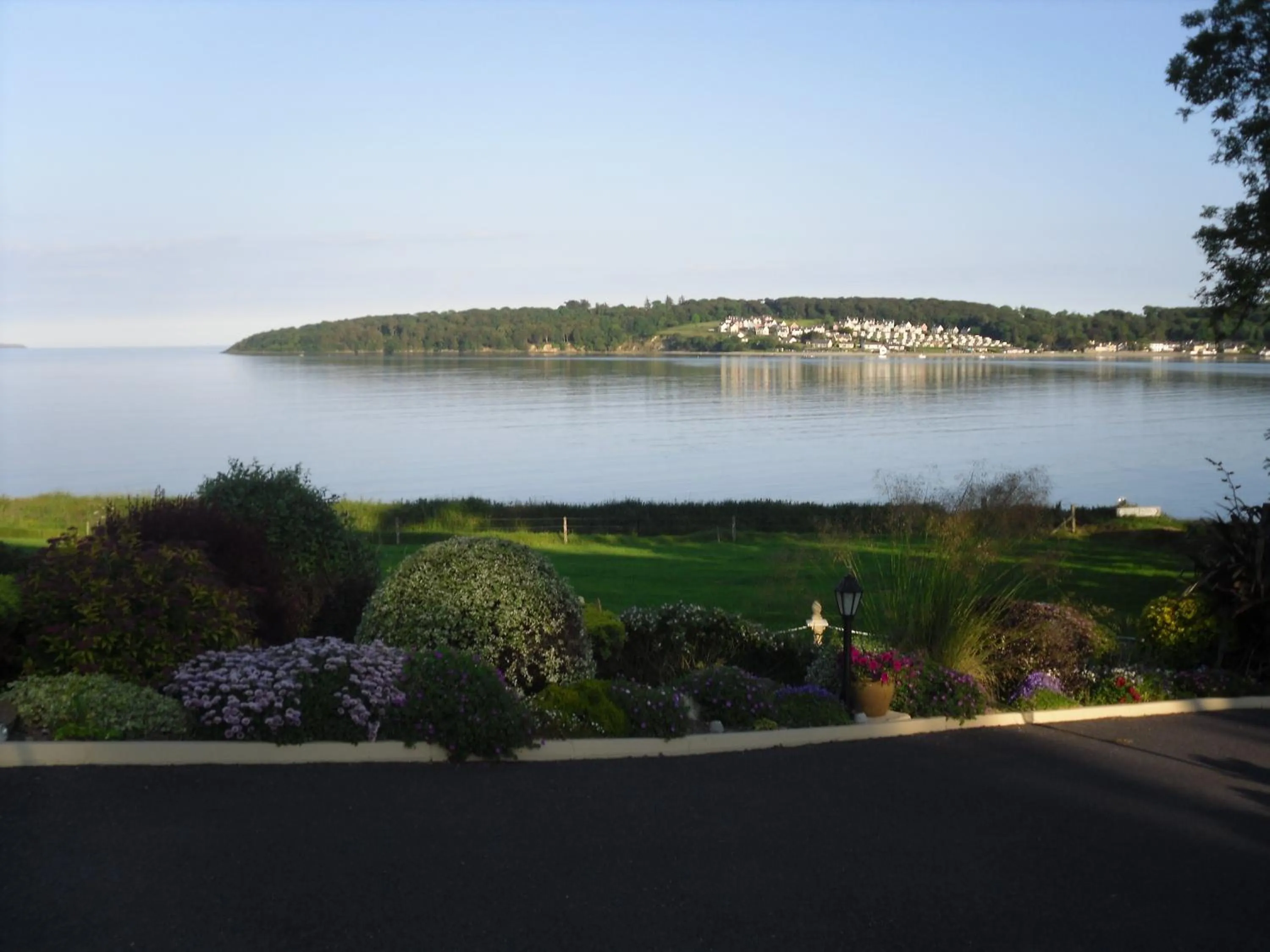 Beach in Kilmacale House
