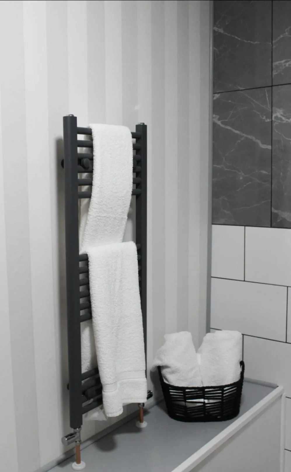 Bathroom in Argyle Guest House