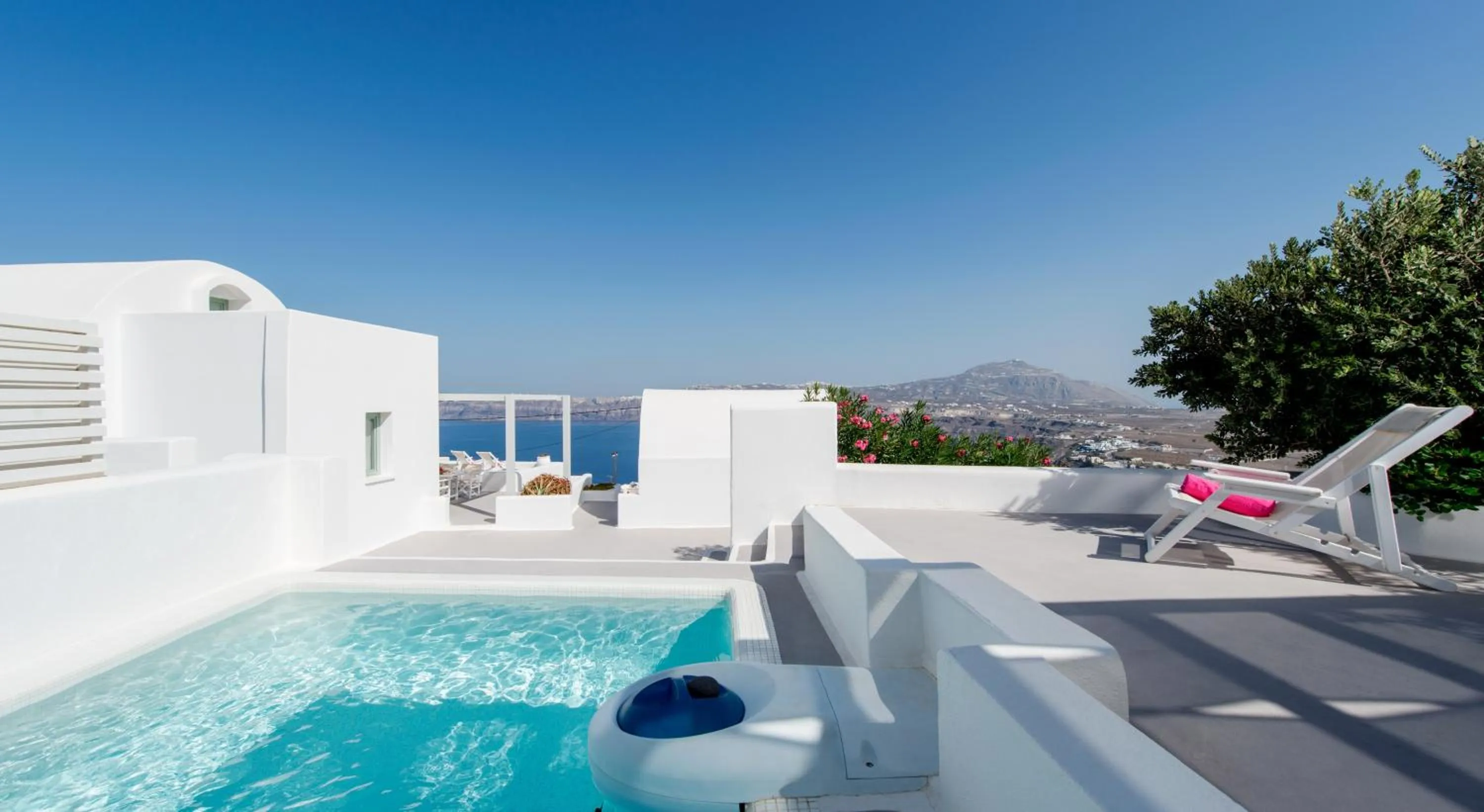 Patio in Aura Marina Apartments Santorini