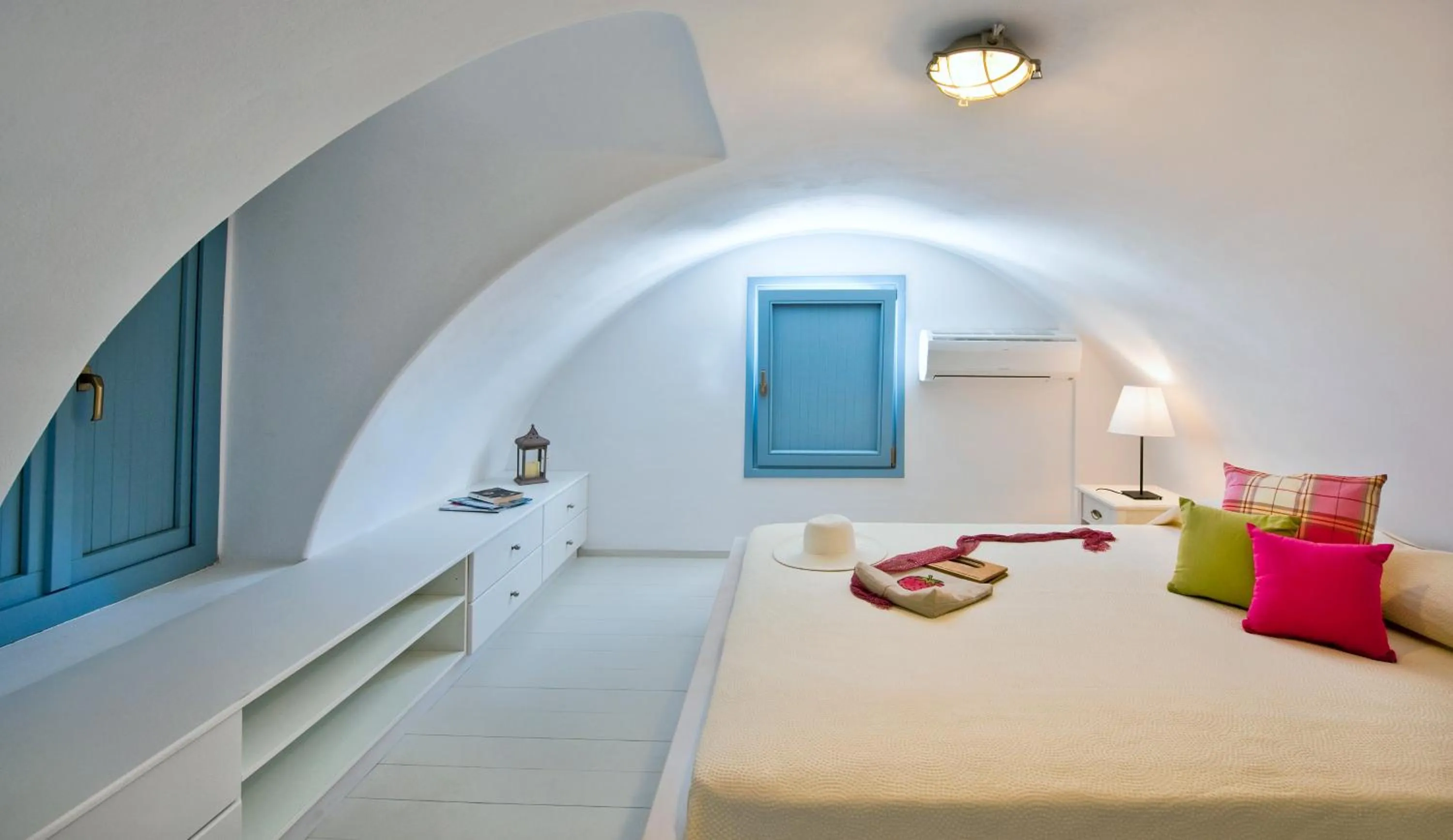 Bedroom, Bed in Aura Marina Apartments Santorini