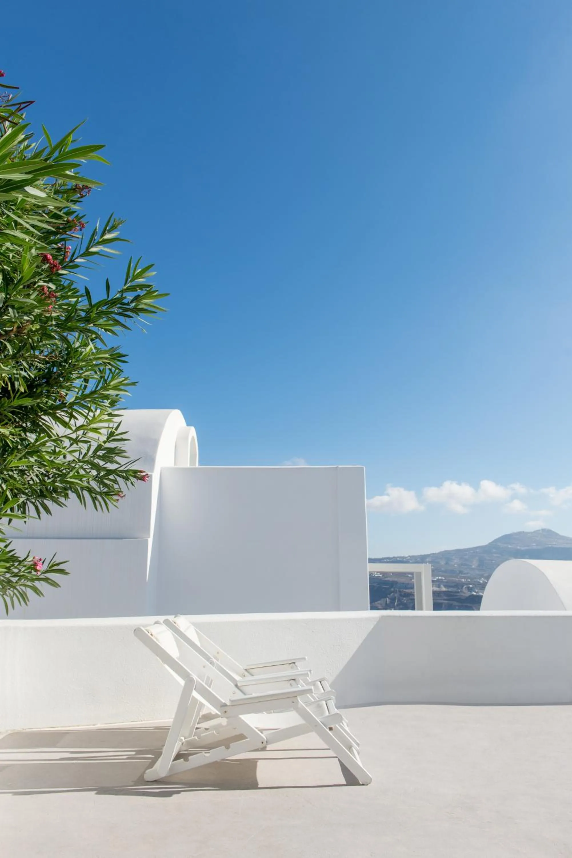 Day in Aura Marina Apartments Santorini