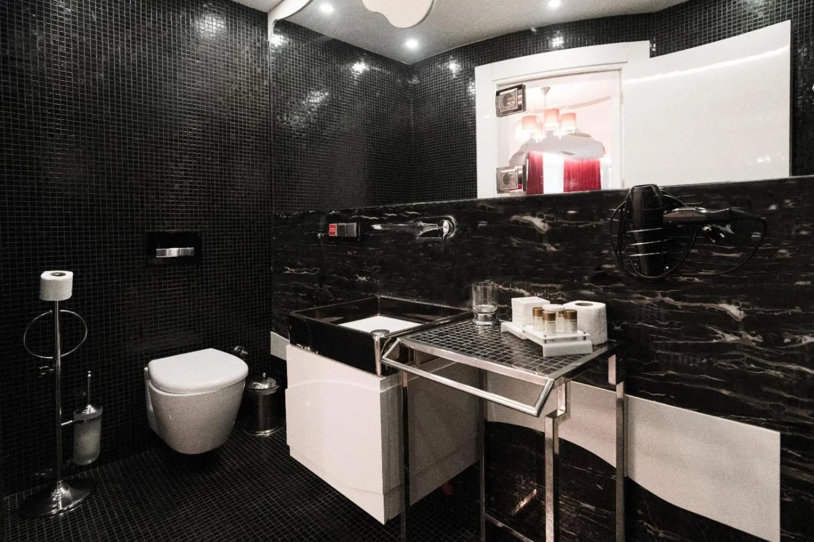 Bathroom in Golden Pars Hotel