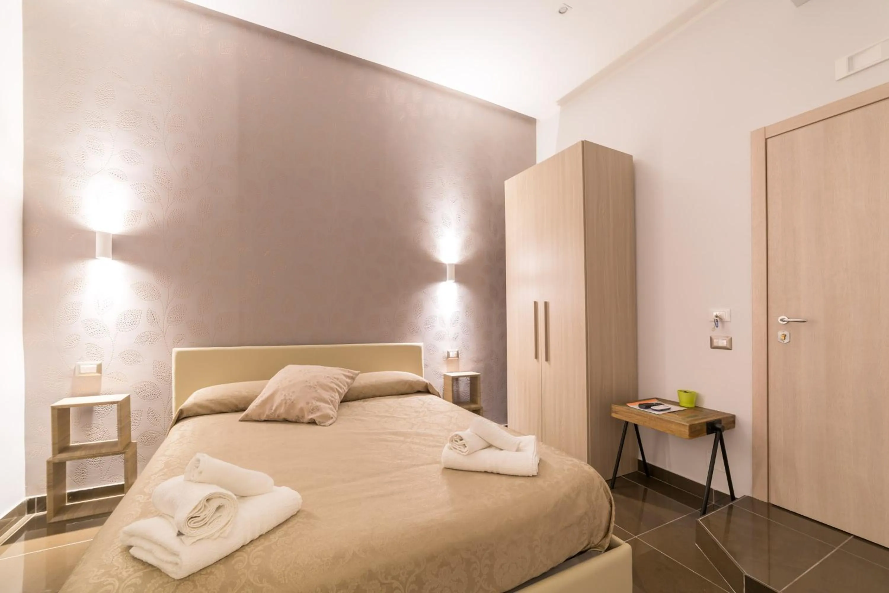 Bed in Be Italian Flat Bovio