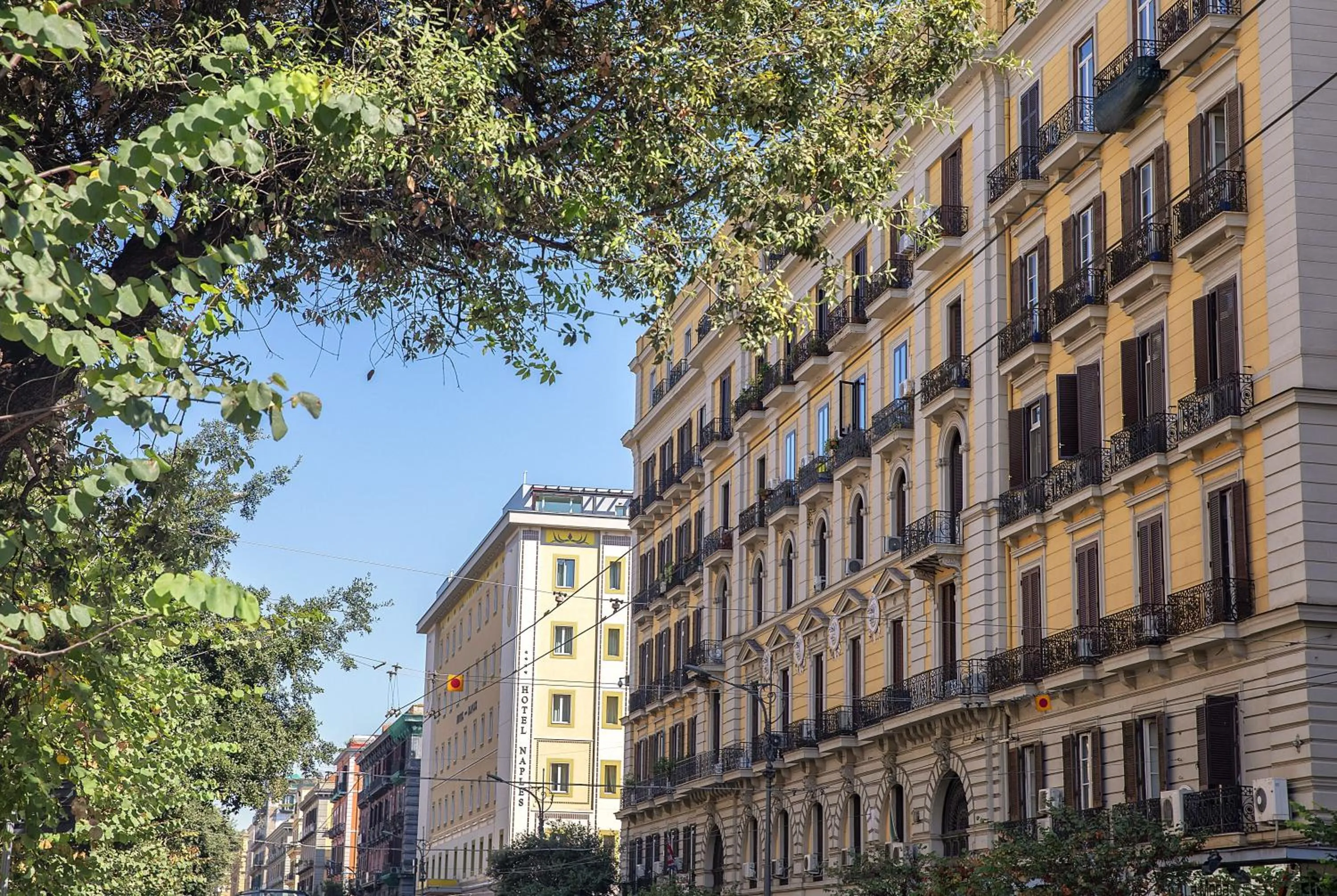 Be Italian Flat Bovio