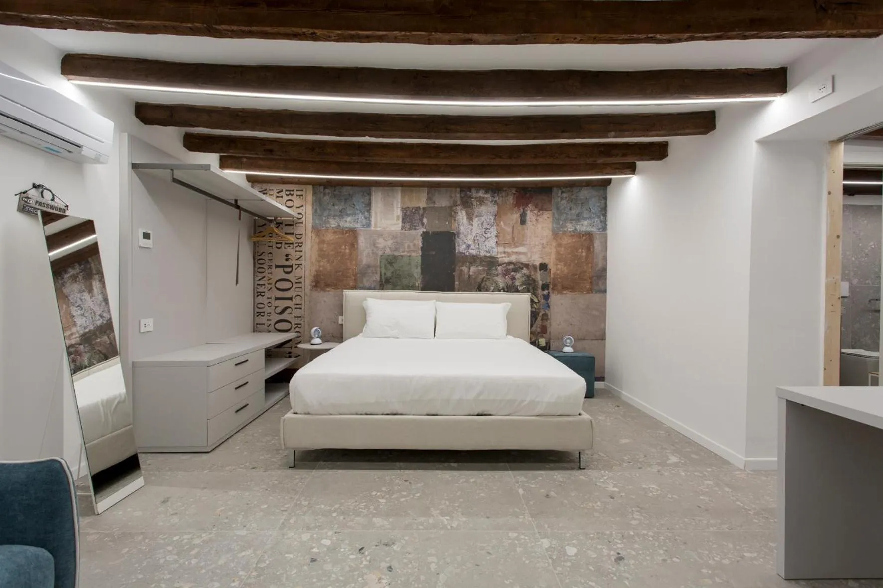 Bed in Moscova Luxury B&B