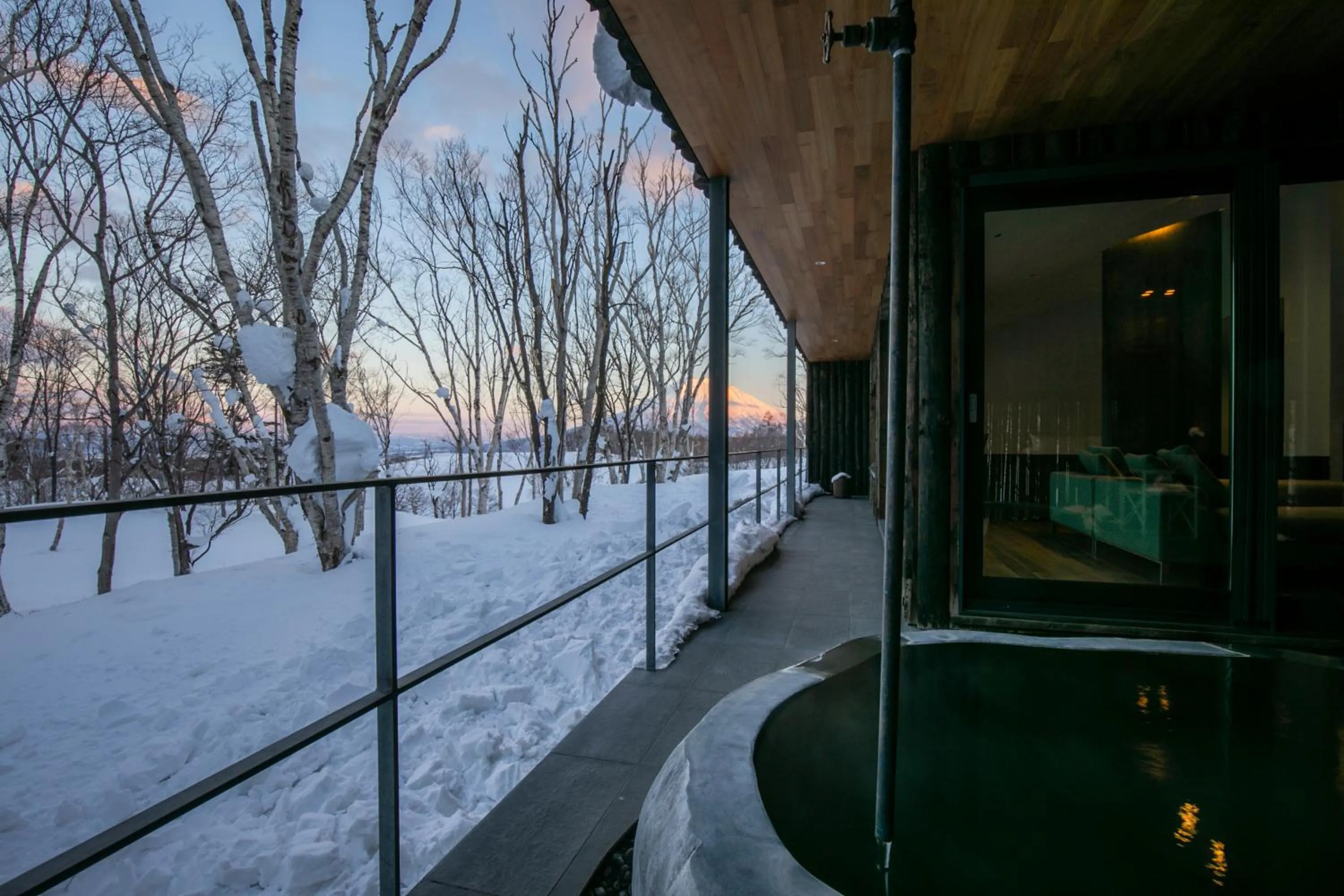 Photo of the whole room in Zaborin