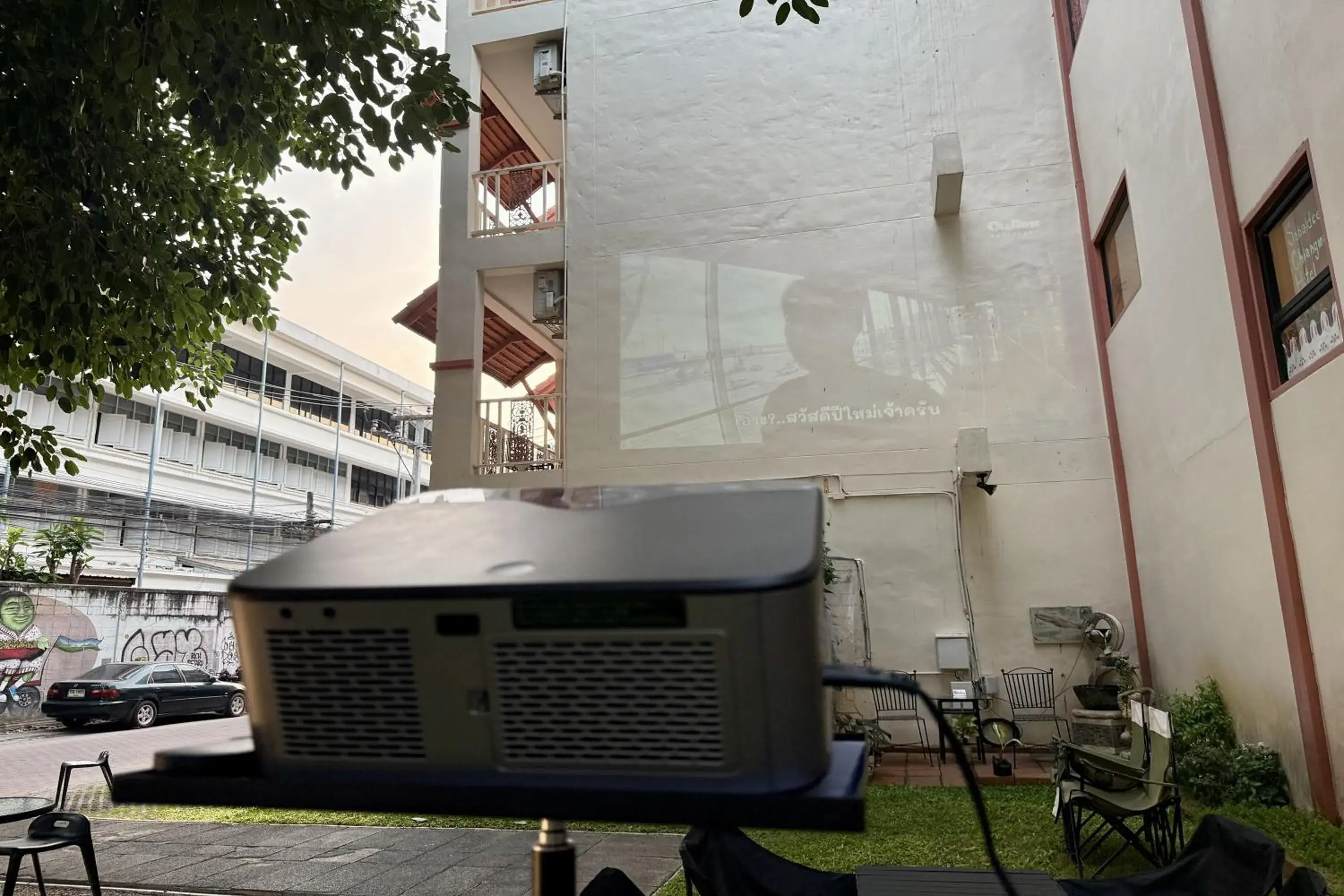 Property building in Sabaidee Chiangmai Hotel Property building in Sabaidee Chiangmai Hotel