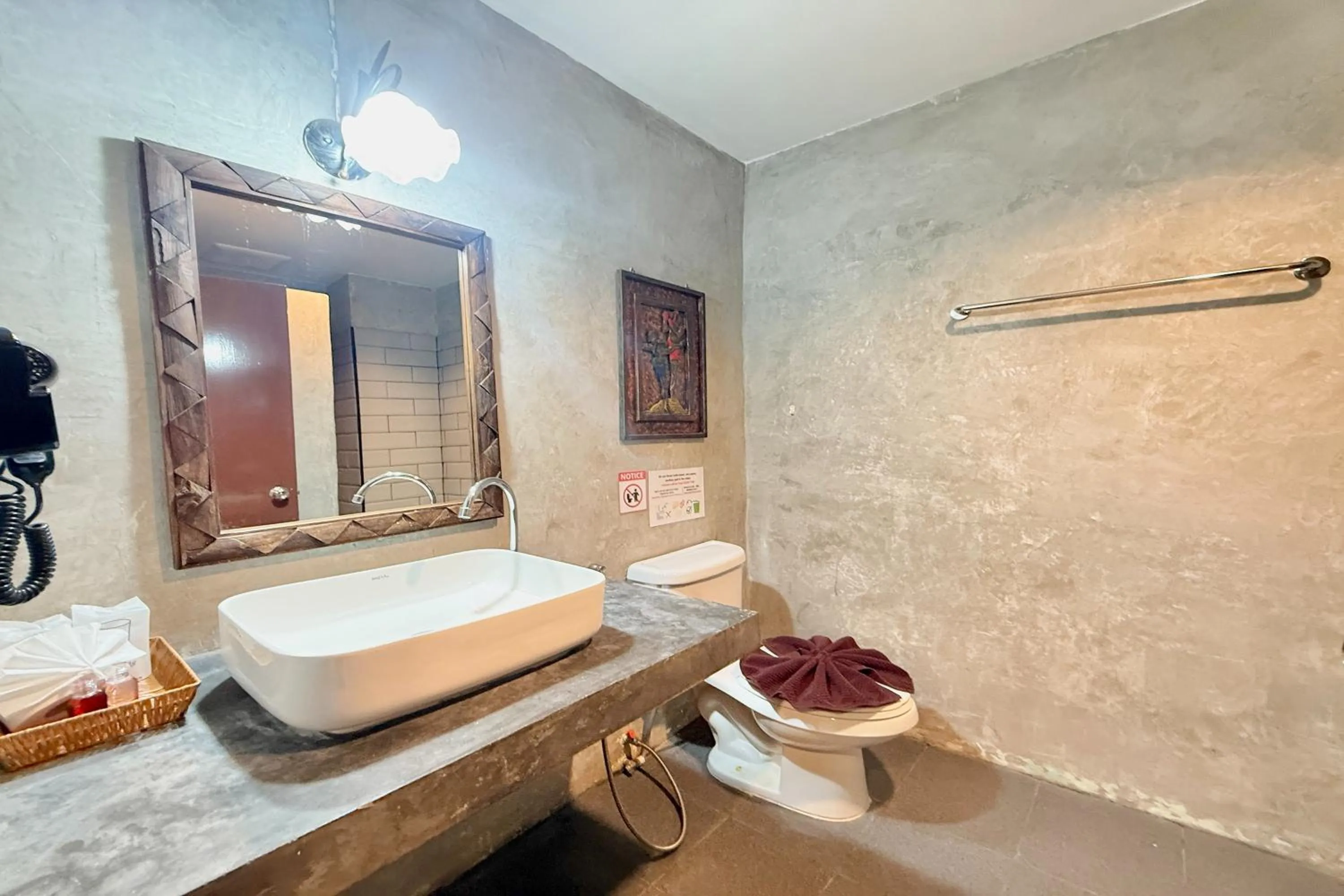 Toilet in Sabaidee Chiangmai Hotel