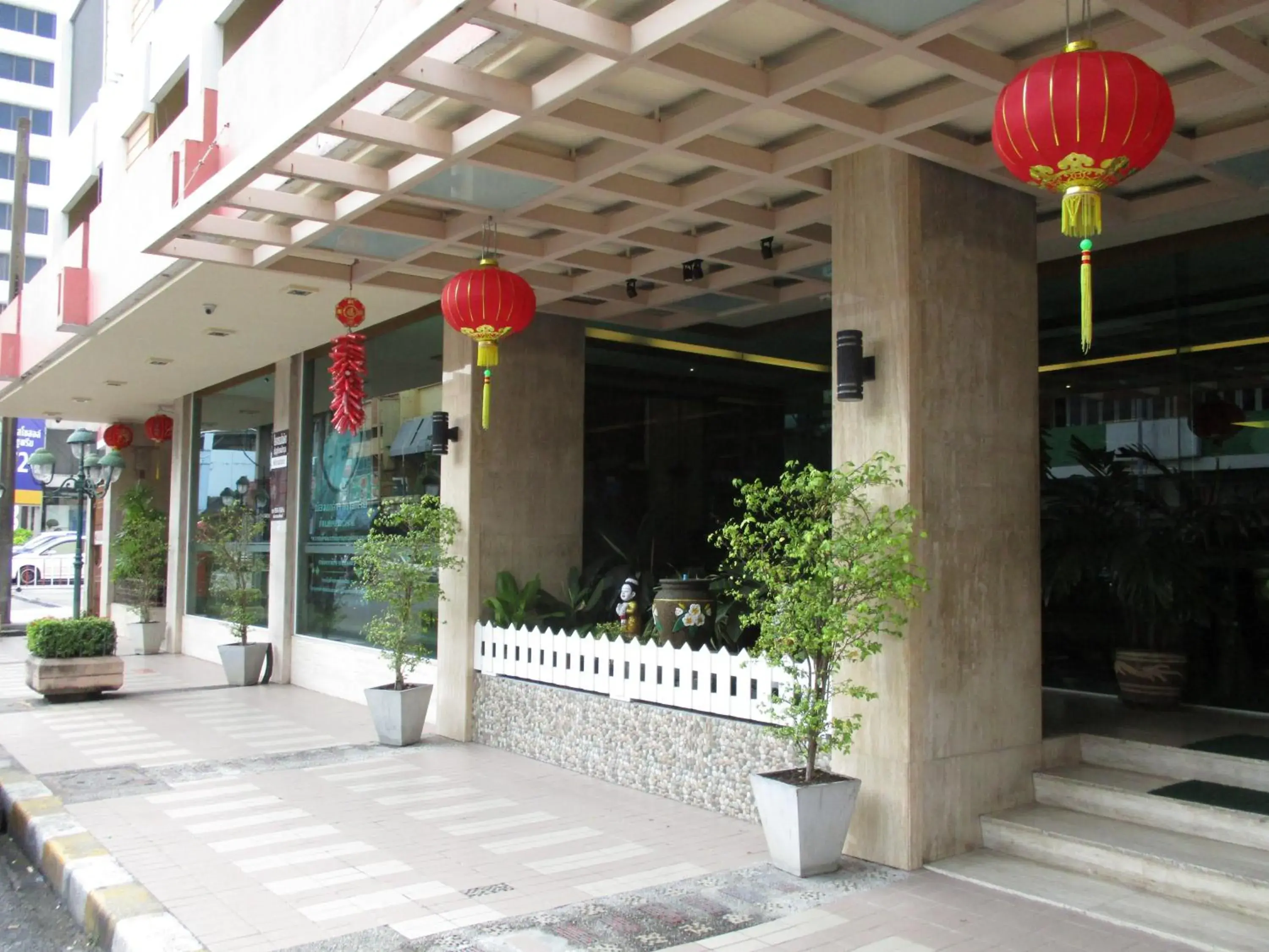 Property building in Kosit Hotel Property building in Kosit Hotel