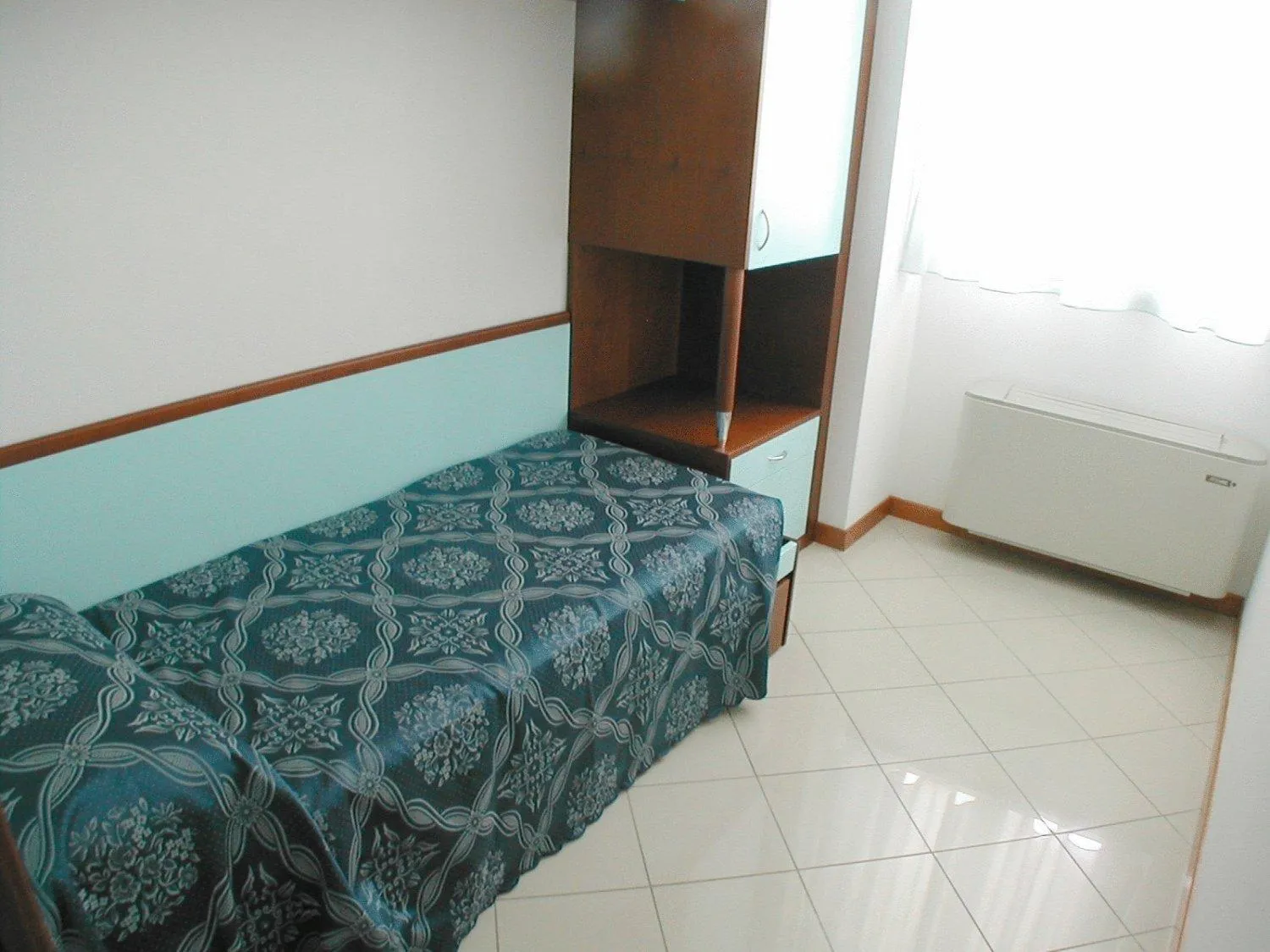 Photo of the whole room, Bed in Residence Oltremare