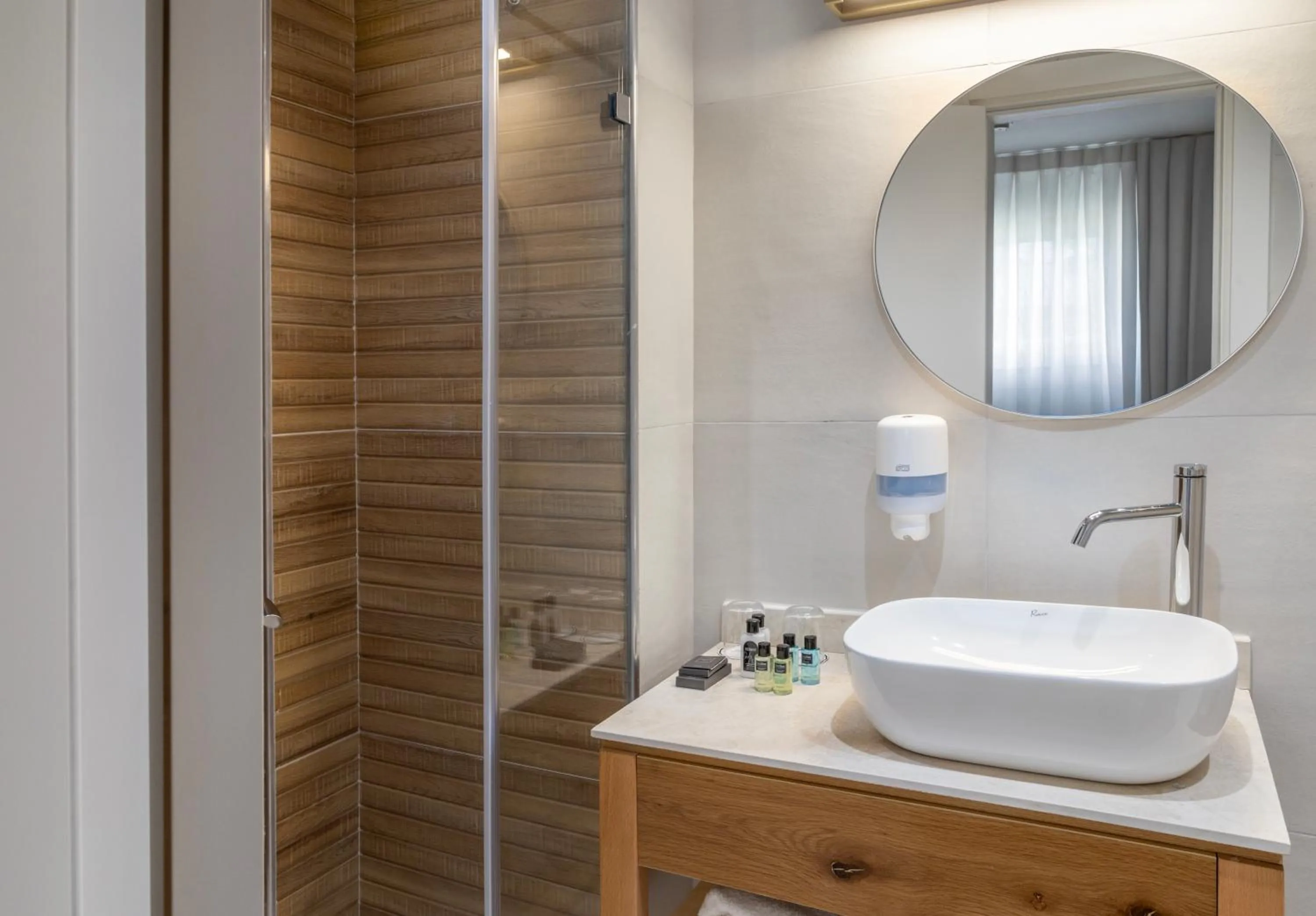 Bathroom in Ramon Suites by Smart Hotels