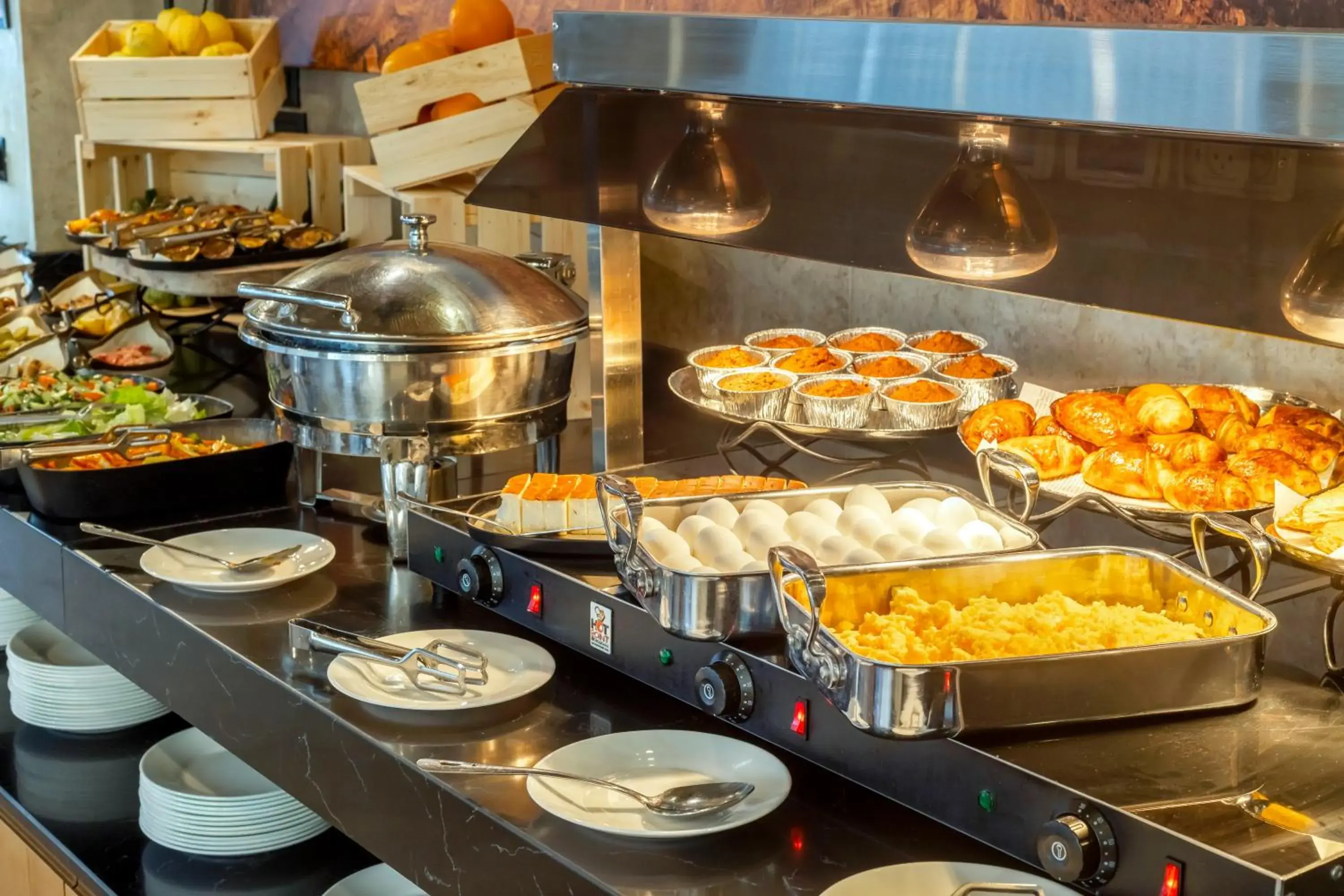 Breakfast in Ramon Suites by Smart Hotels Breakfast in Ramon Suites by Smart Hotels