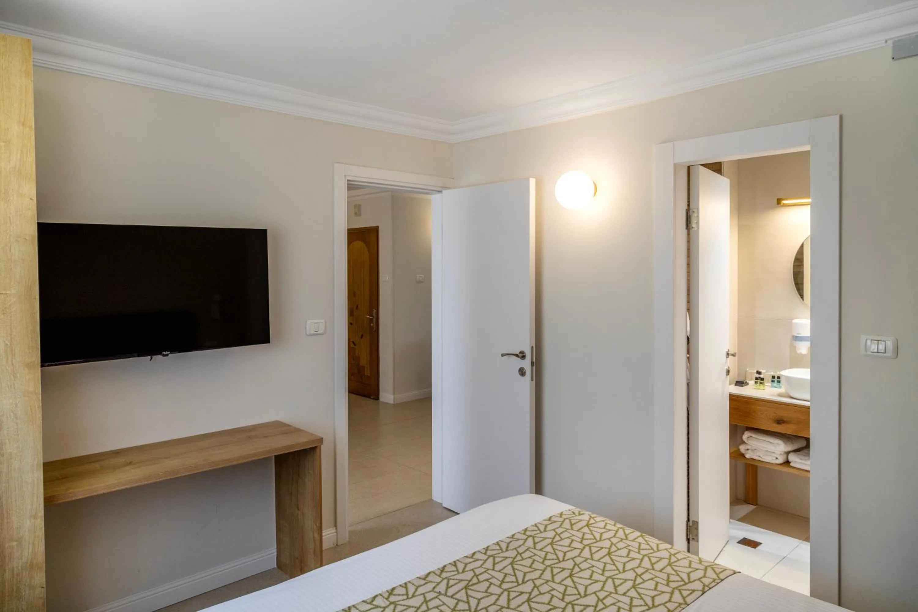 Bedroom, Bed in Ramon Suites by Smart Hotels