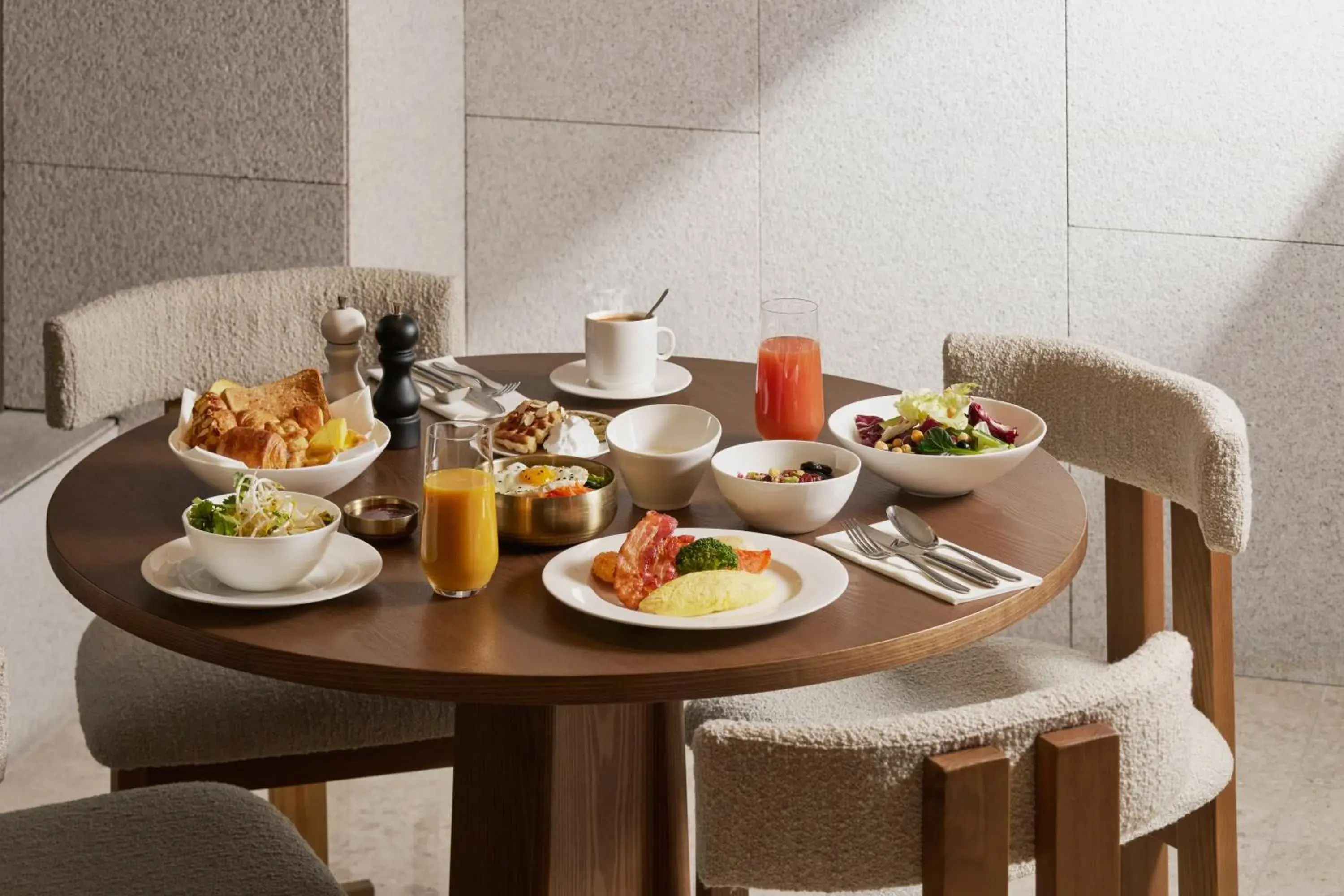 Buffet breakfast in voco Seoul Myeongdong by IHG Buffet breakfast in voco Seoul Myeongdong by IHG