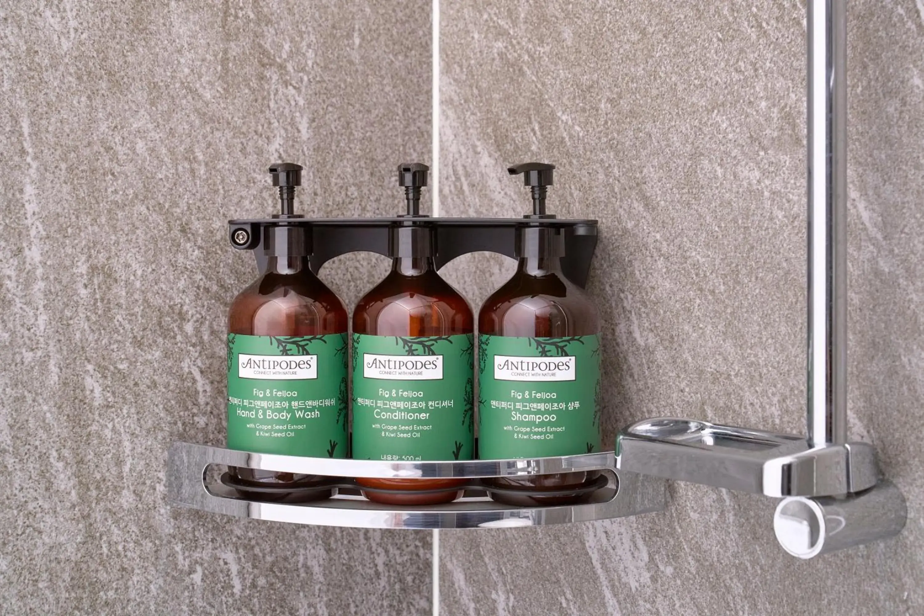 Bathroom in voco Seoul Myeongdong by IHG Bathroom in voco Seoul Myeongdong by IHG