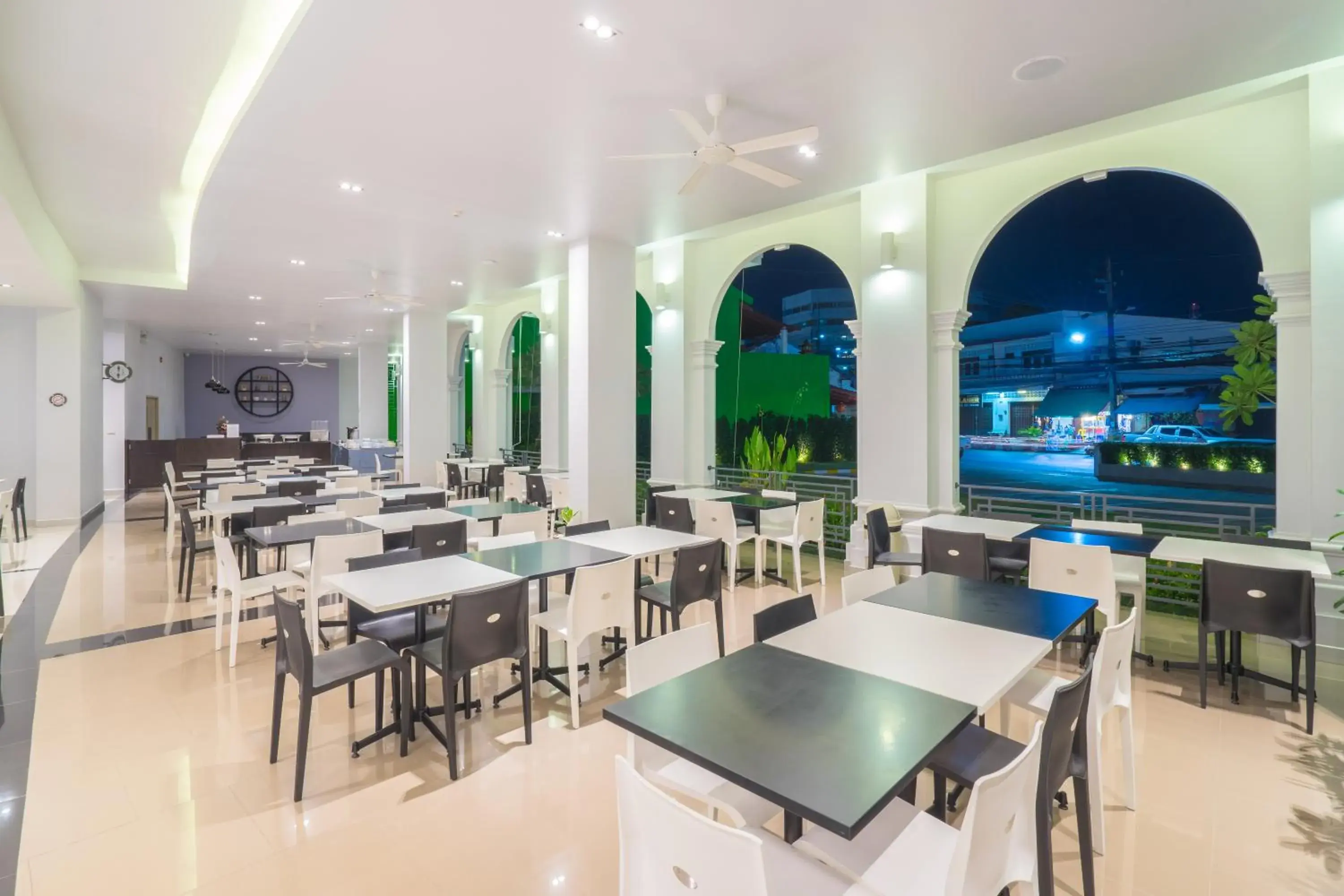 Restaurant/places to eat in Vapa Hotel - SHA Extra Plus Restaurant/places to eat in Vapa Hotel - SHA Extra Plus