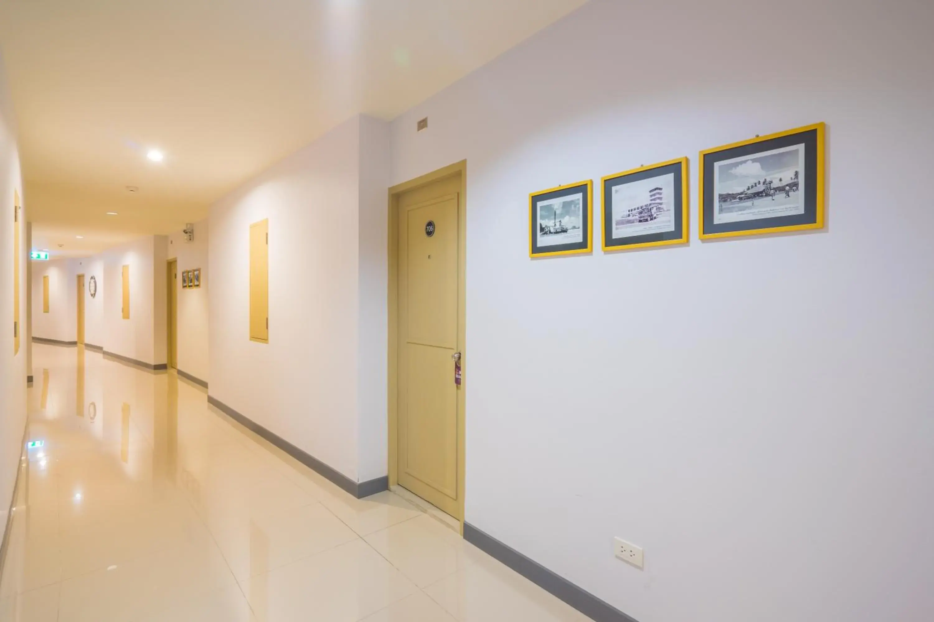 Property building in Vapa Hotel - SHA Extra Plus Property building in Vapa Hotel - SHA Extra Plus