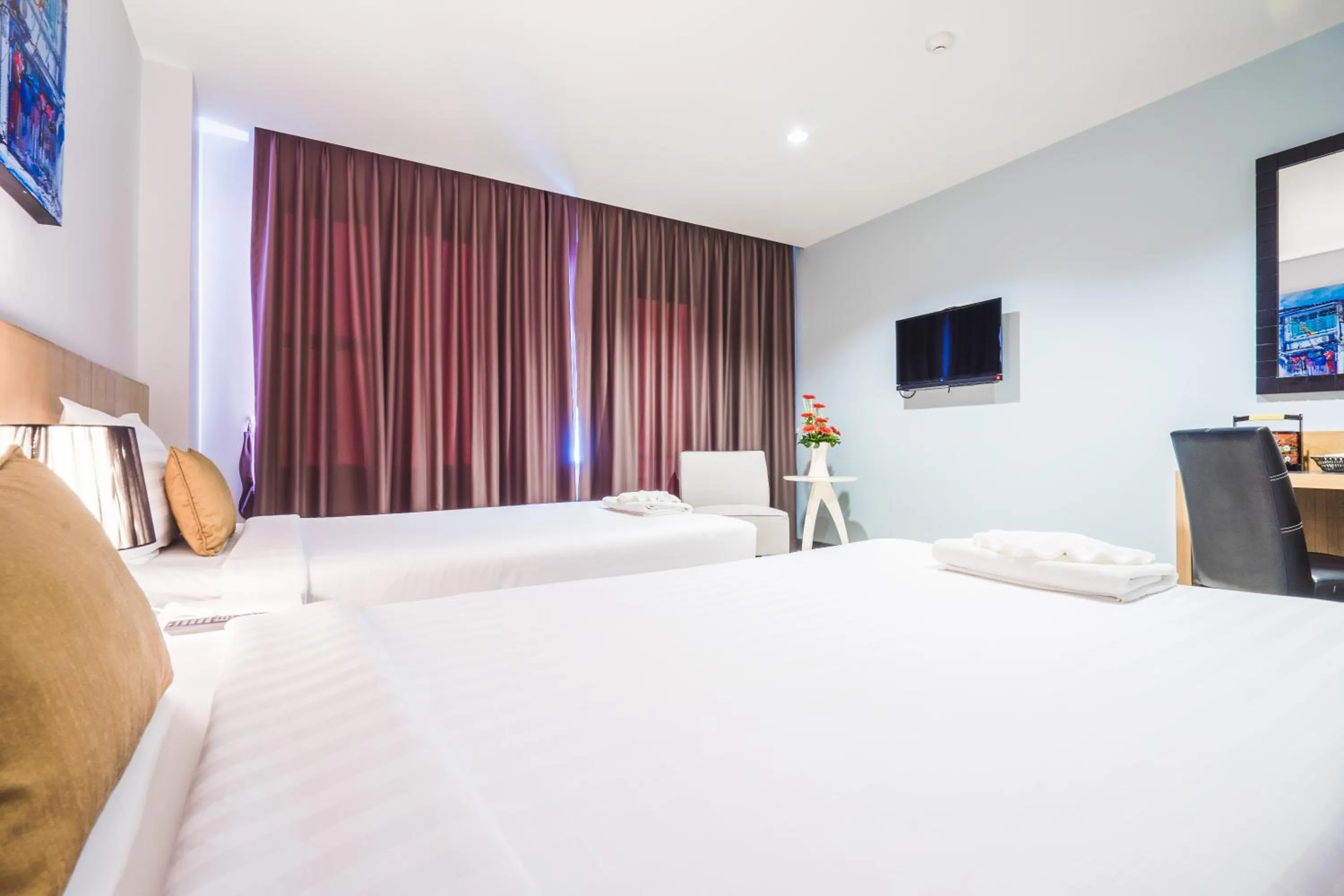 Bed in Vapa Hotel - SHA Extra Plus