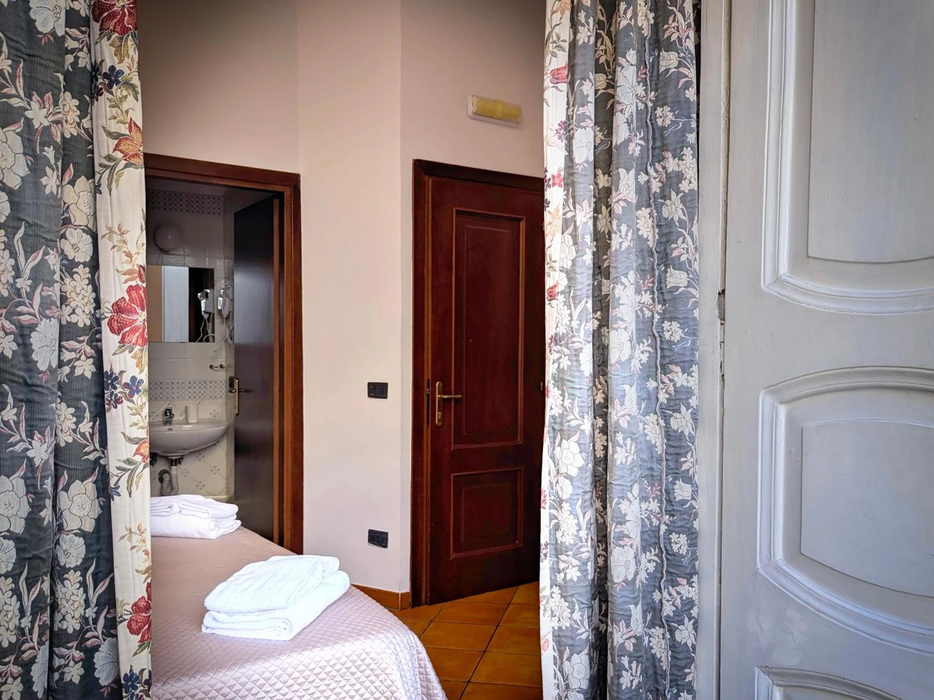 Toilet, Bed in Locanda Dell'Arte