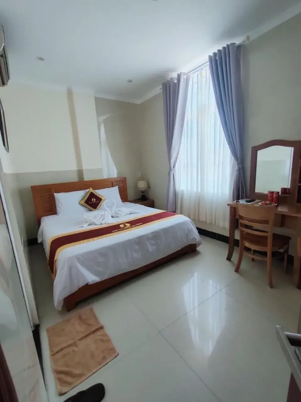 Bed in Kim Huong Quang Hotel Bed in Kim Huong Quang Hotel