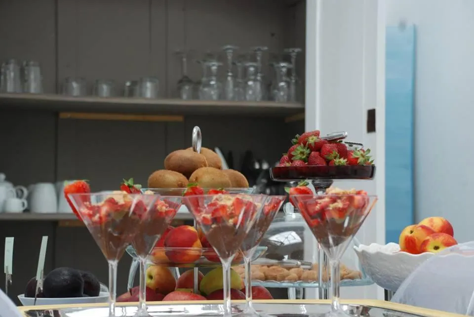 Breakfast in Olivemare