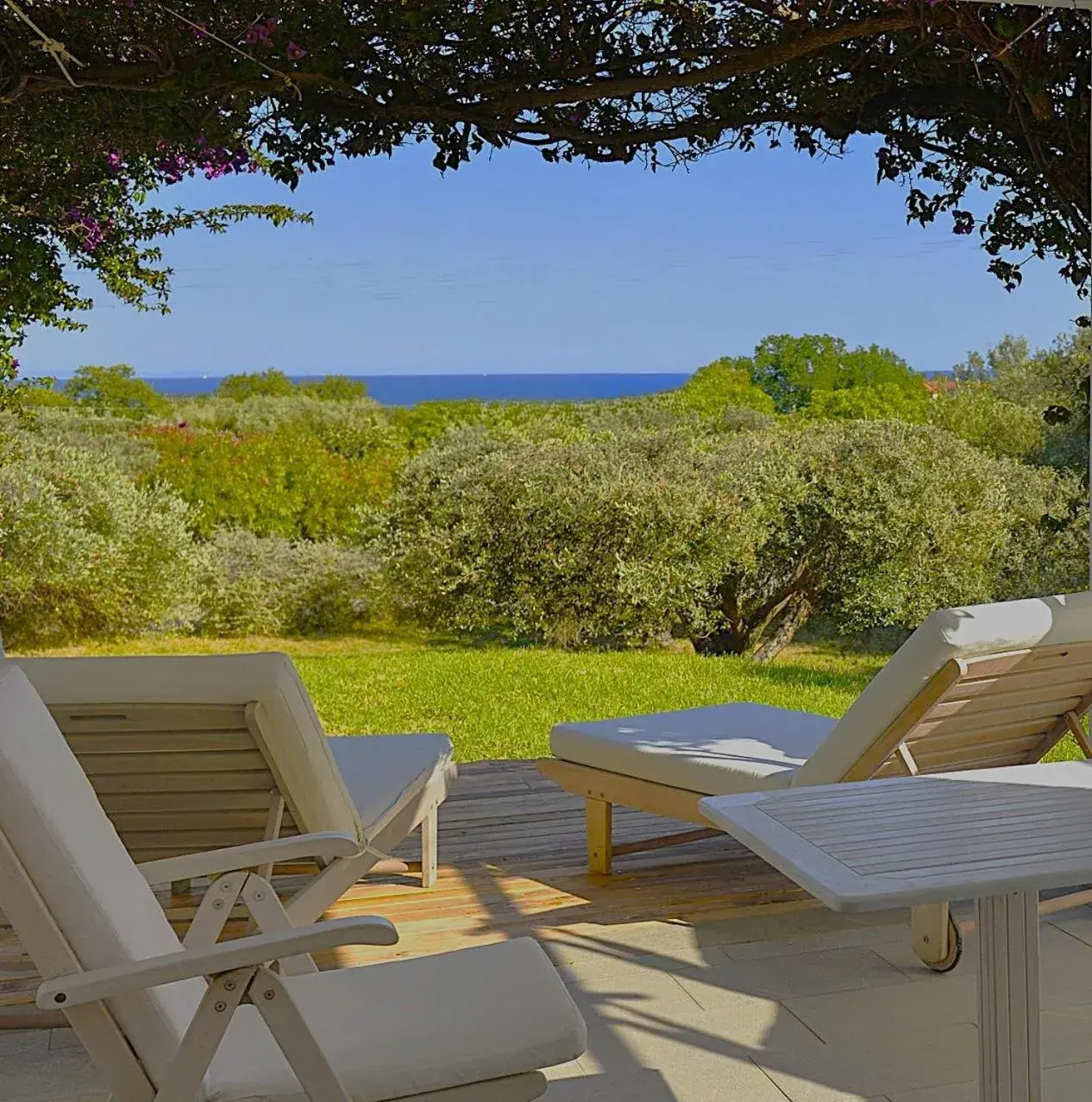 Double Room with Sea View in Olivemare Double Room with Sea View in Olivemare