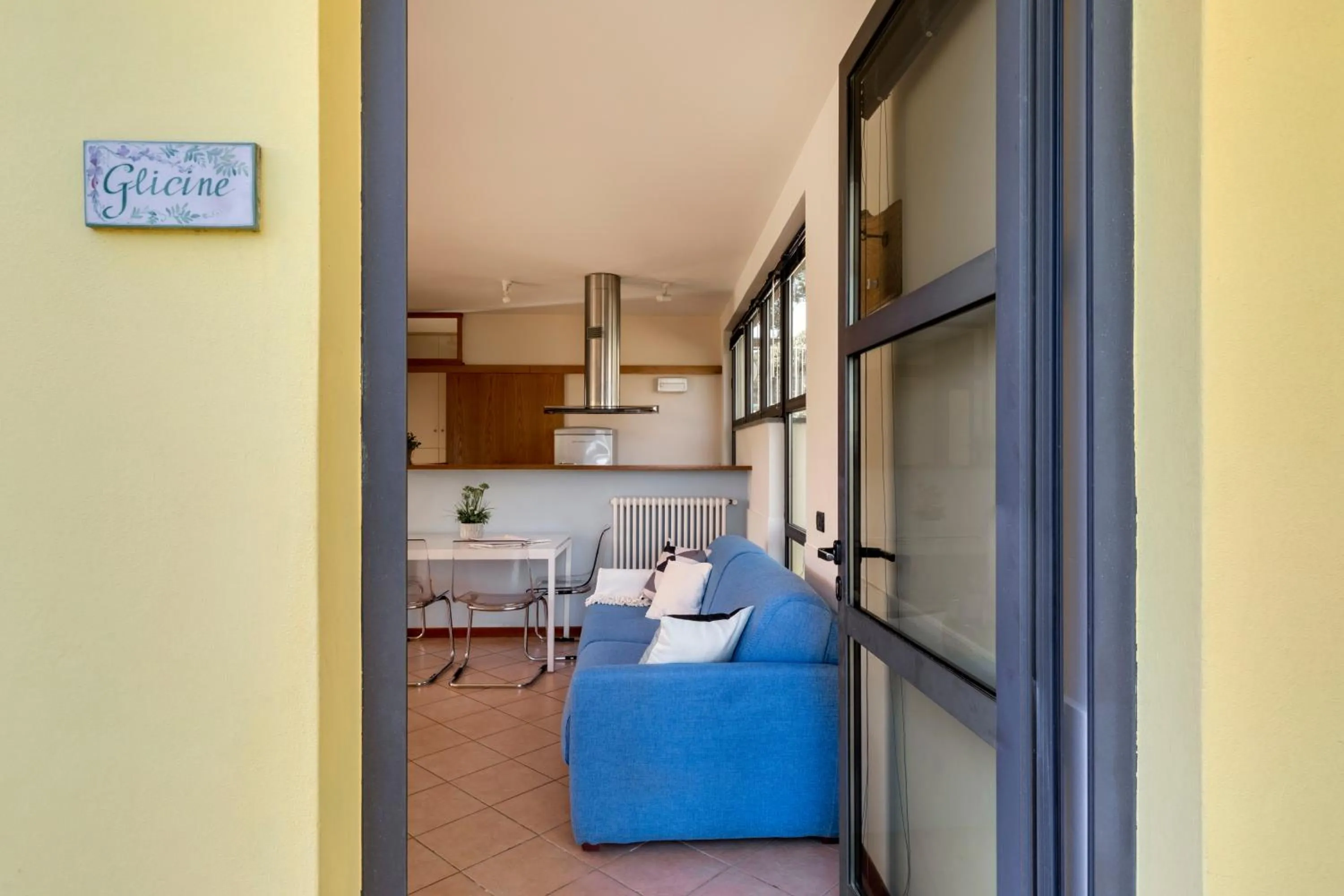 Facade/entrance, Bed in Holiday Prato Verde