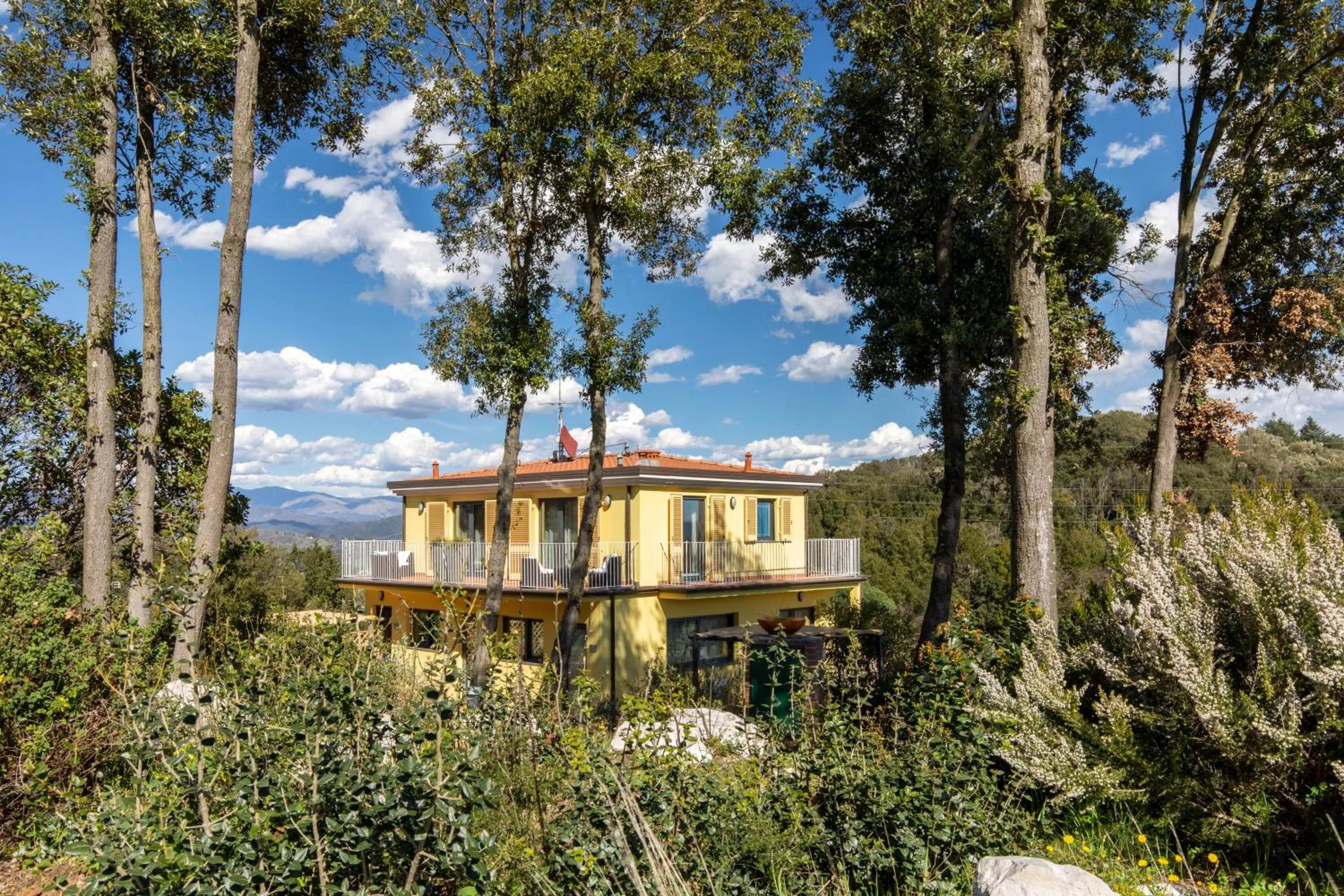 Property building in Holiday Prato Verde