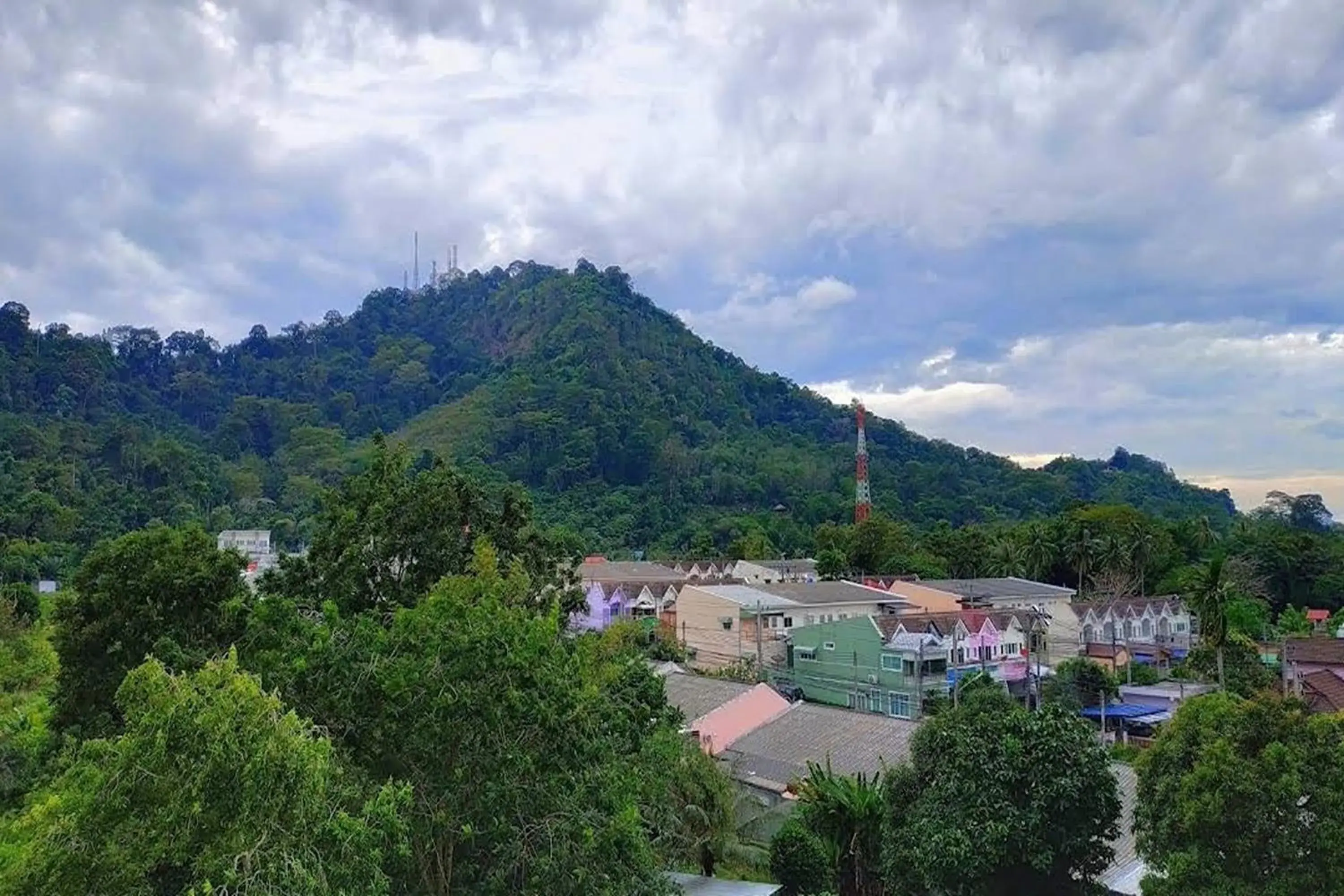 Mountain view in JJ Residence Phuket Town Mountain view in JJ Residence Phuket Town