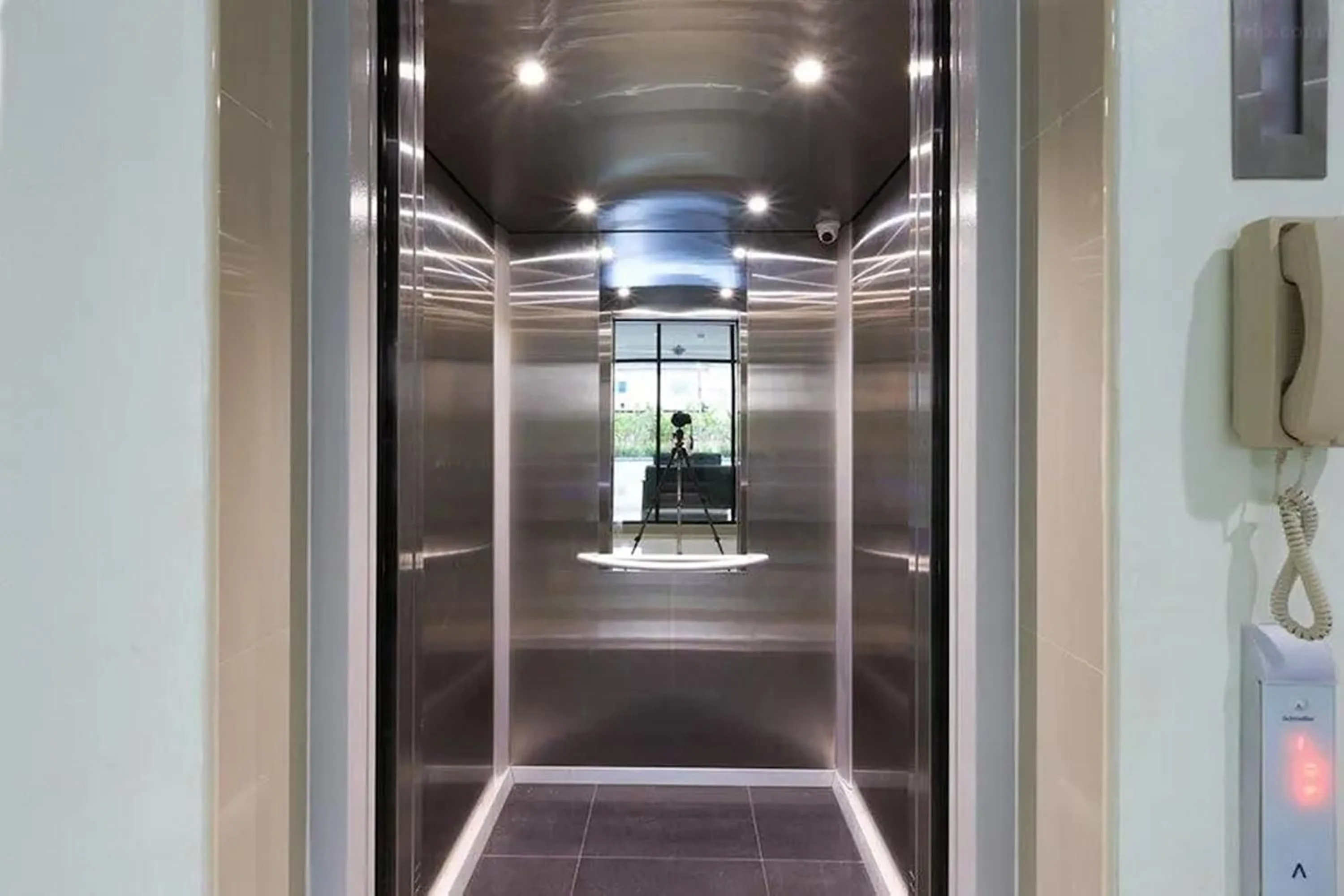 elevator in JJ Residence Phuket Town