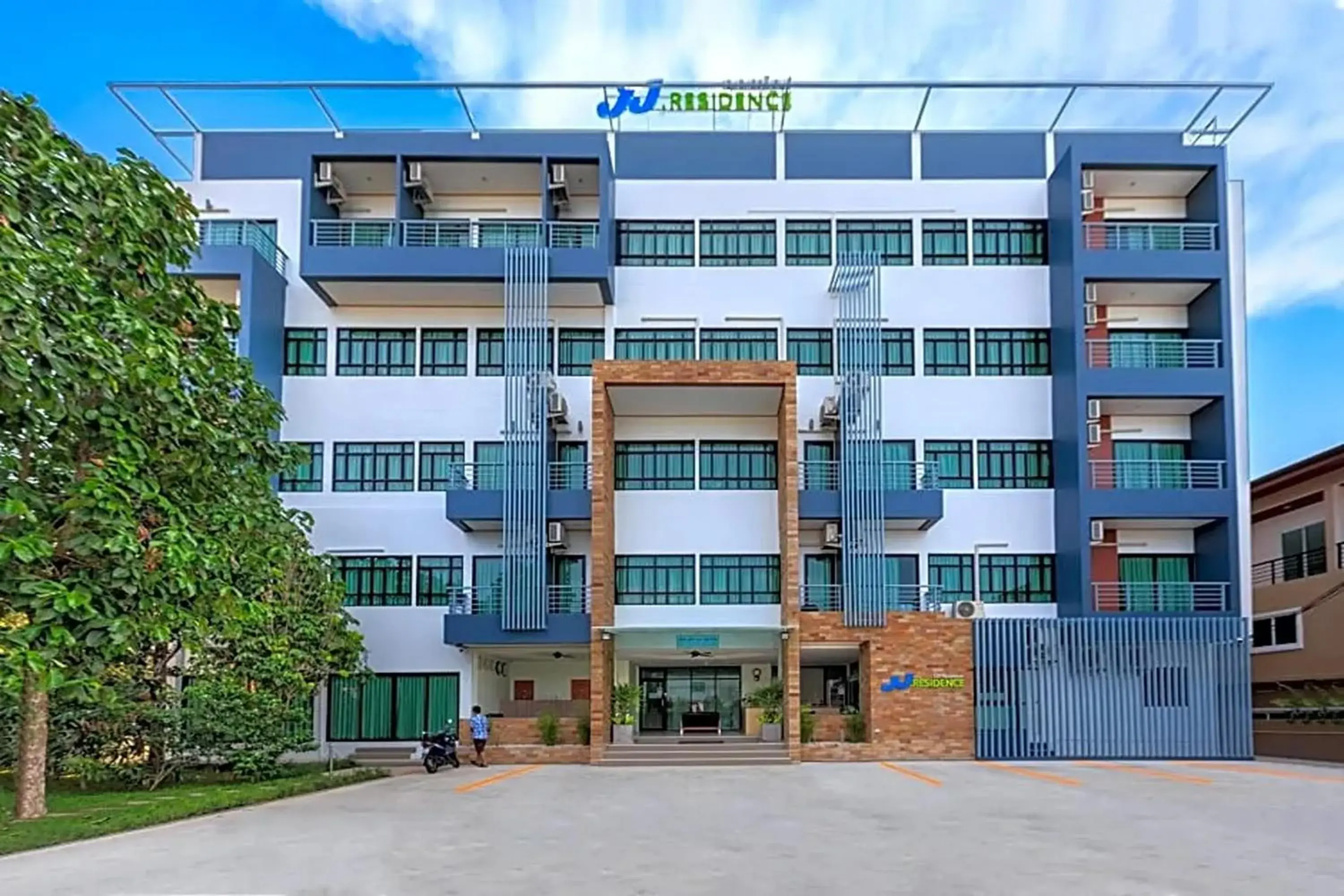 Property building in JJ Residence Phuket Town Property building in JJ Residence Phuket Town