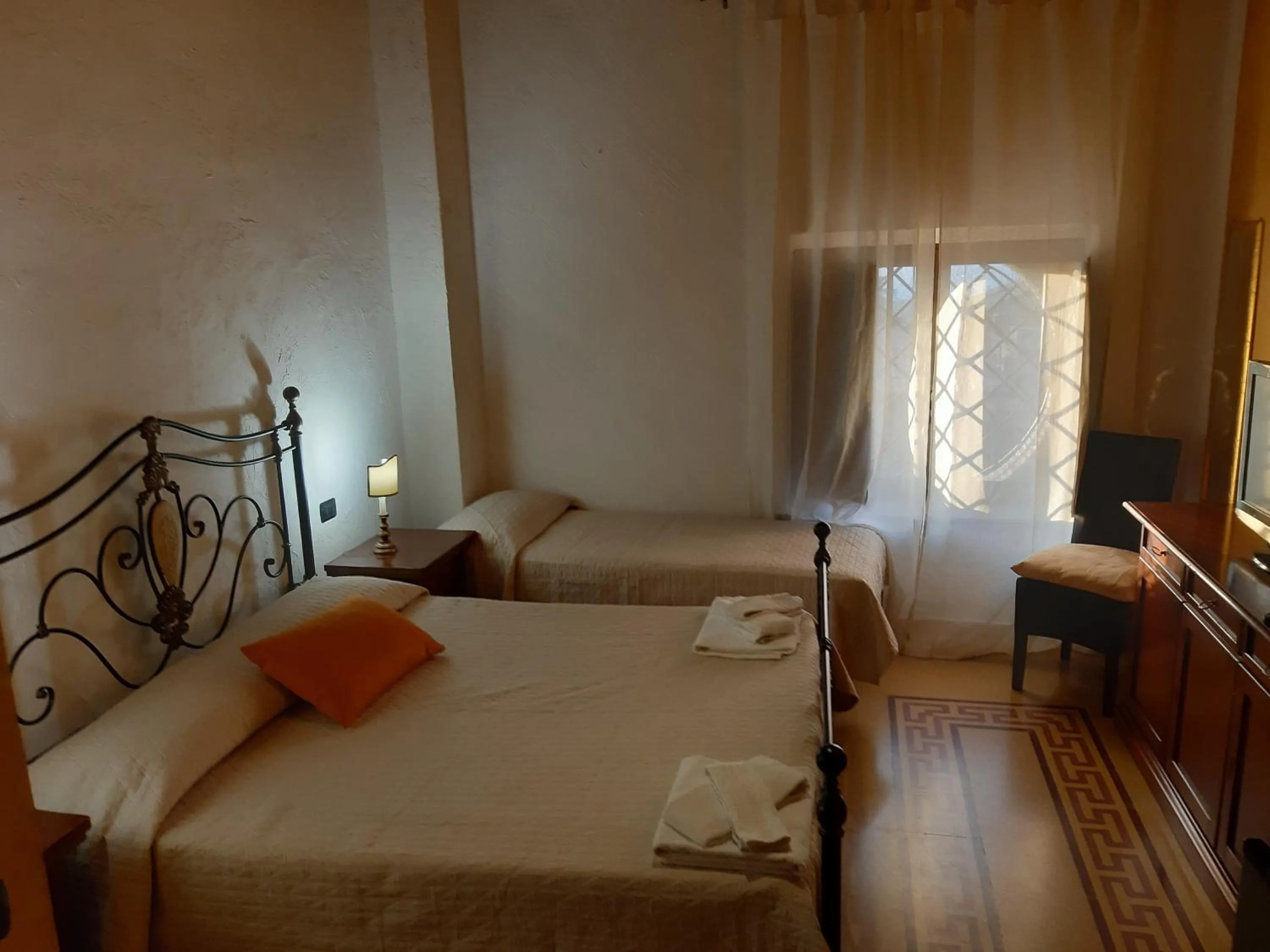 Bed in Residenza L'Antico Borgo Hotel