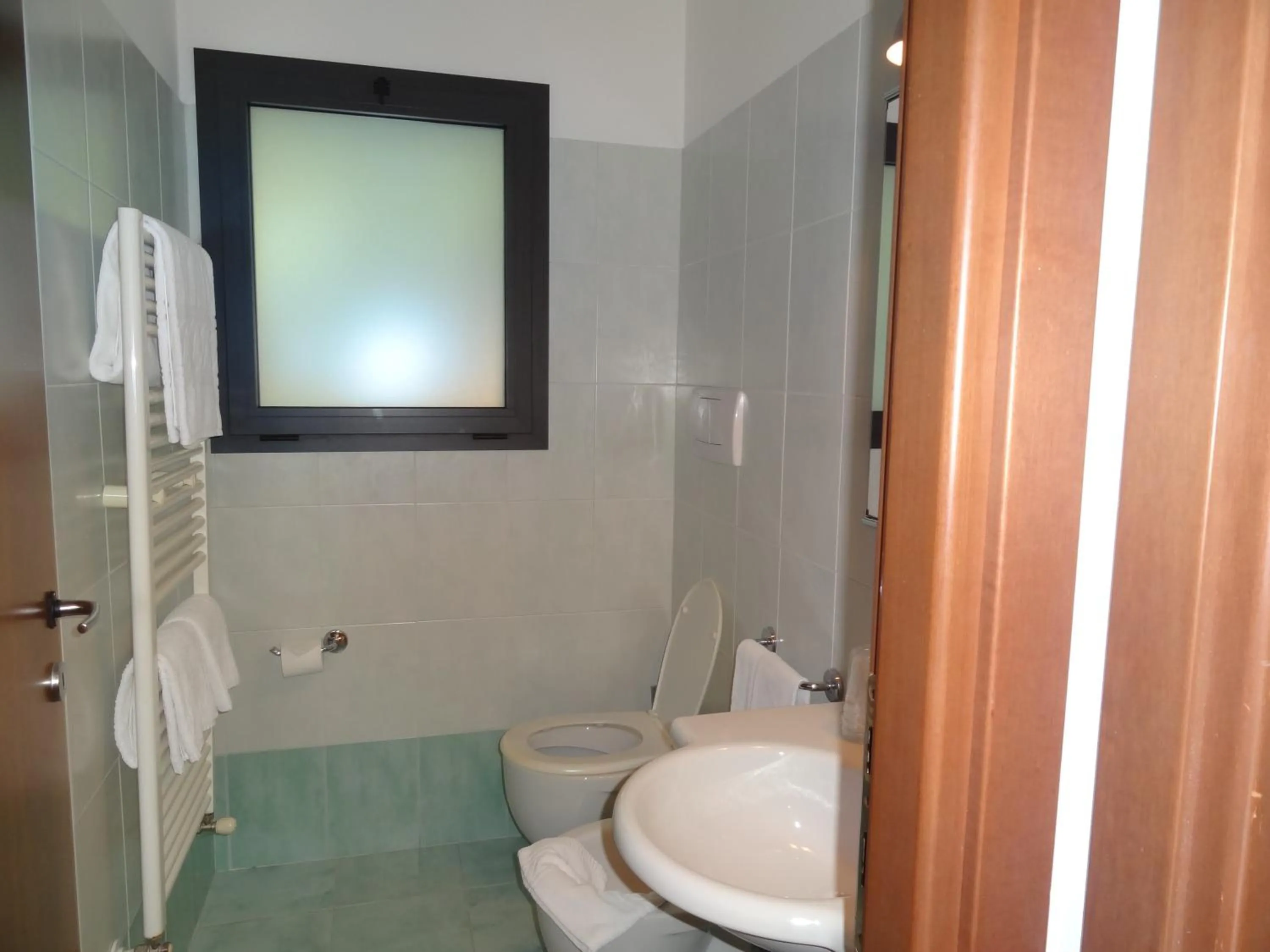 Bathroom in Hotel Elvia