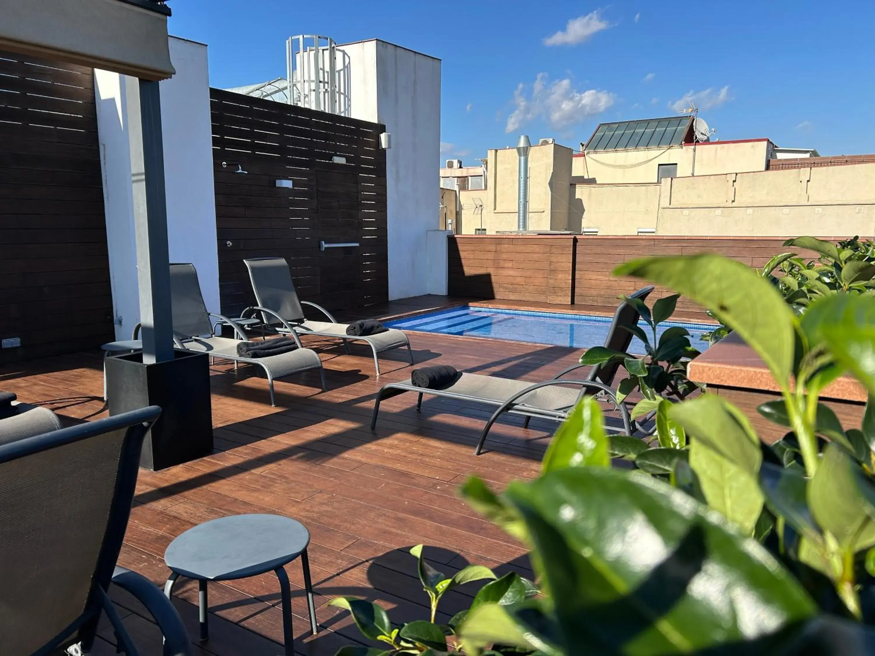 Swimming pool in Chi Swimming pool in Chi