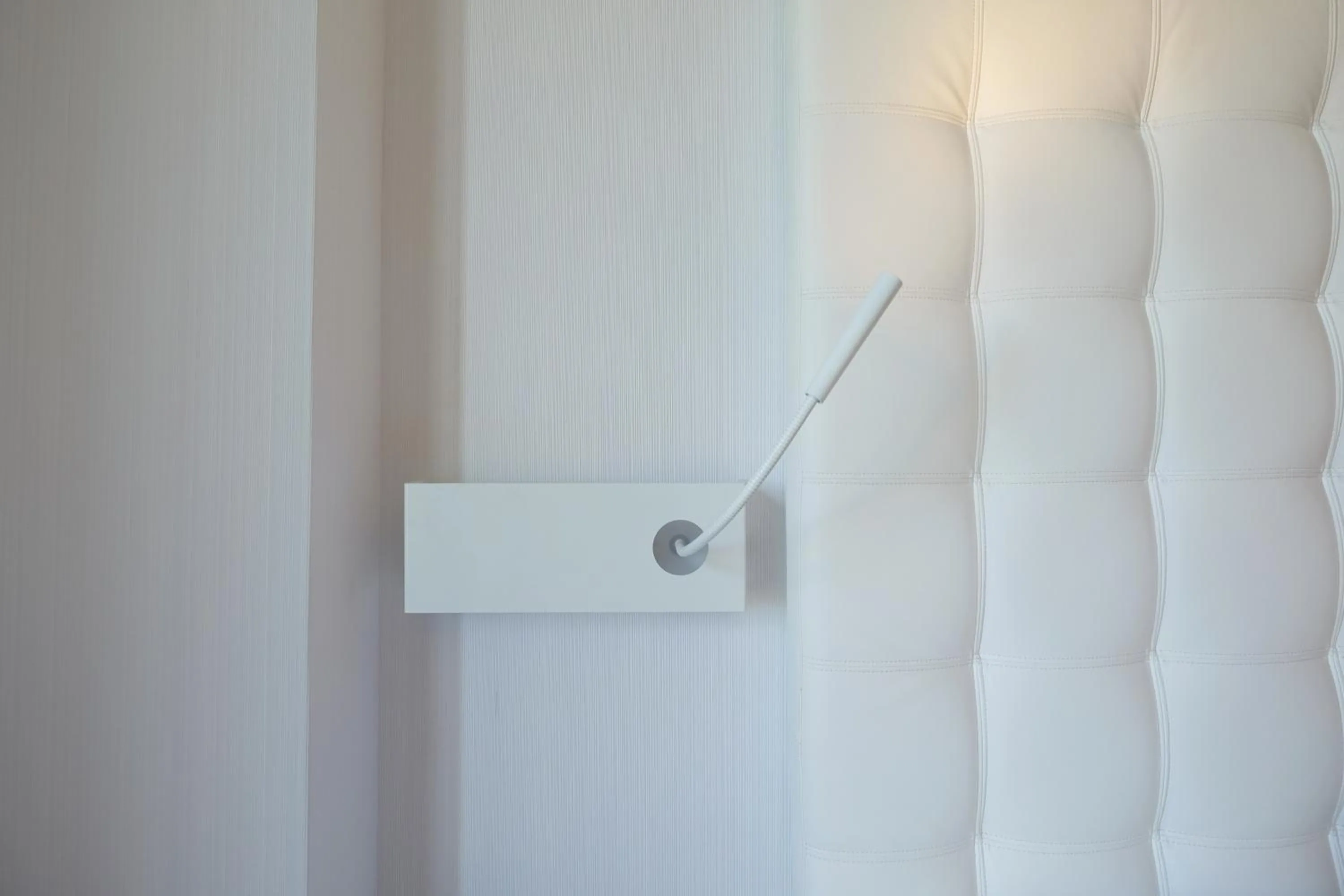 Photo of the whole room in Chi