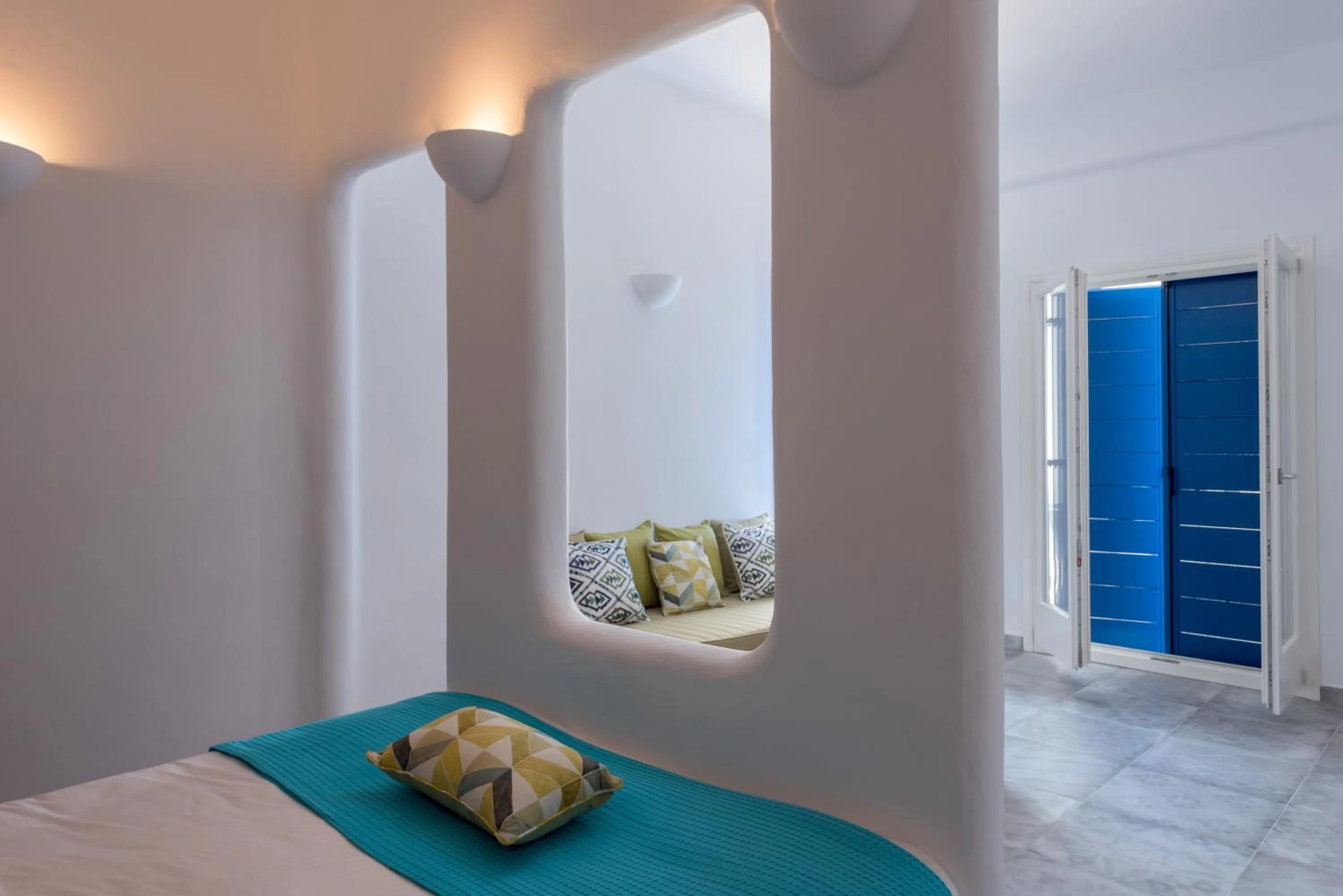 Bedroom, Bed in Anemomilos