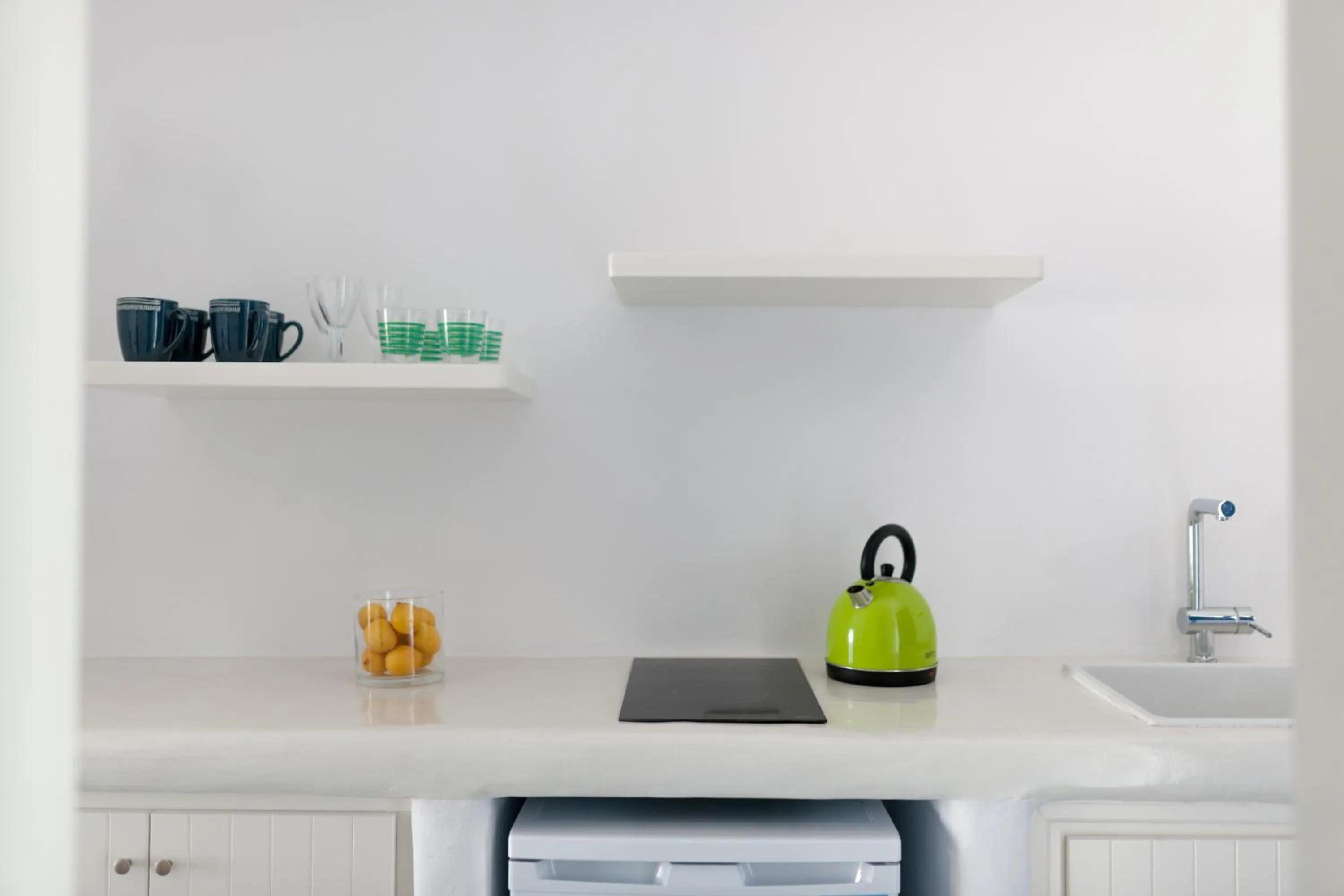 Kitchen or kitchenette in Anemomilos