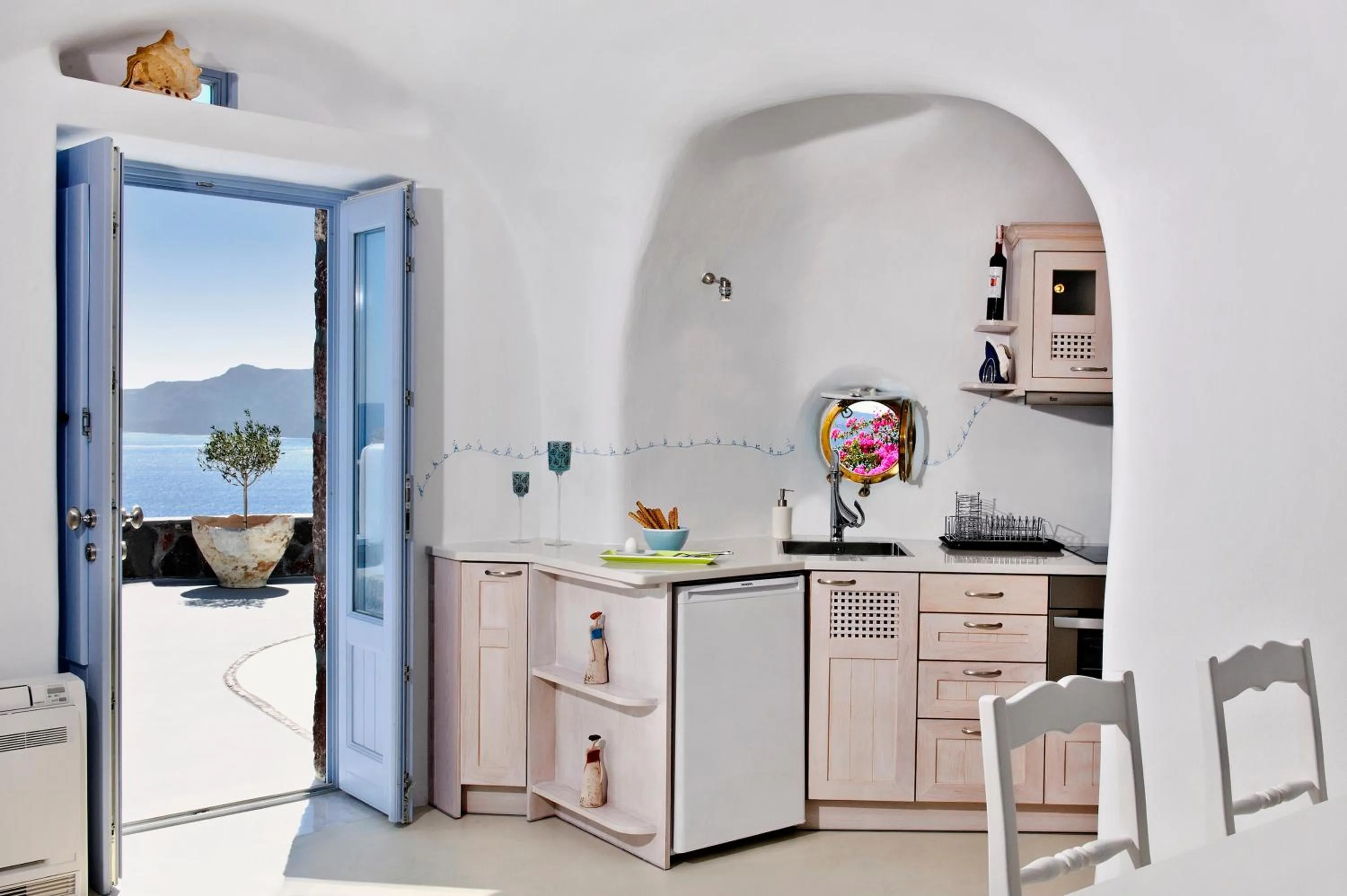 Coffee/tea facilities in Anemomilos