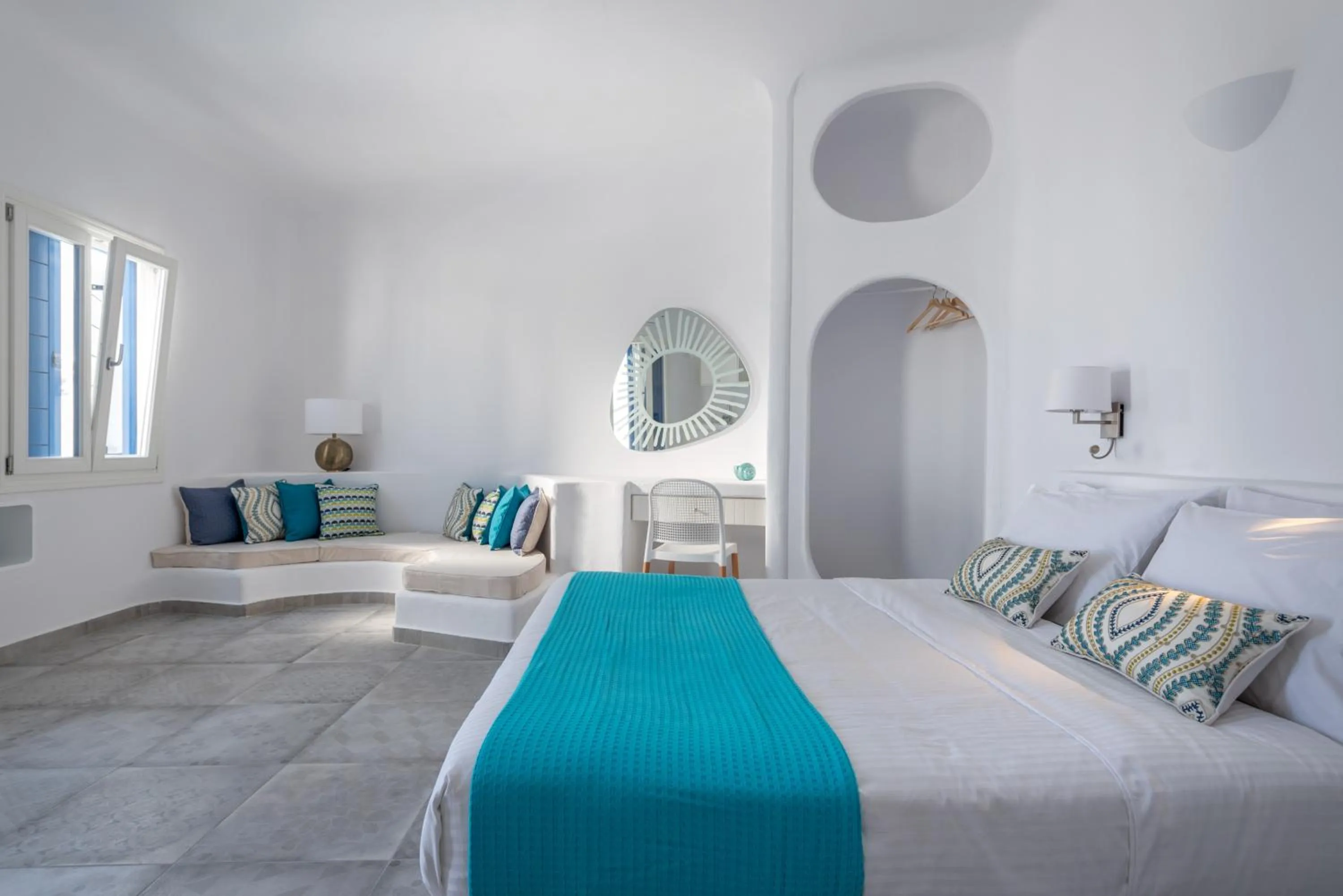 Bedroom, Bed in Anemomilos