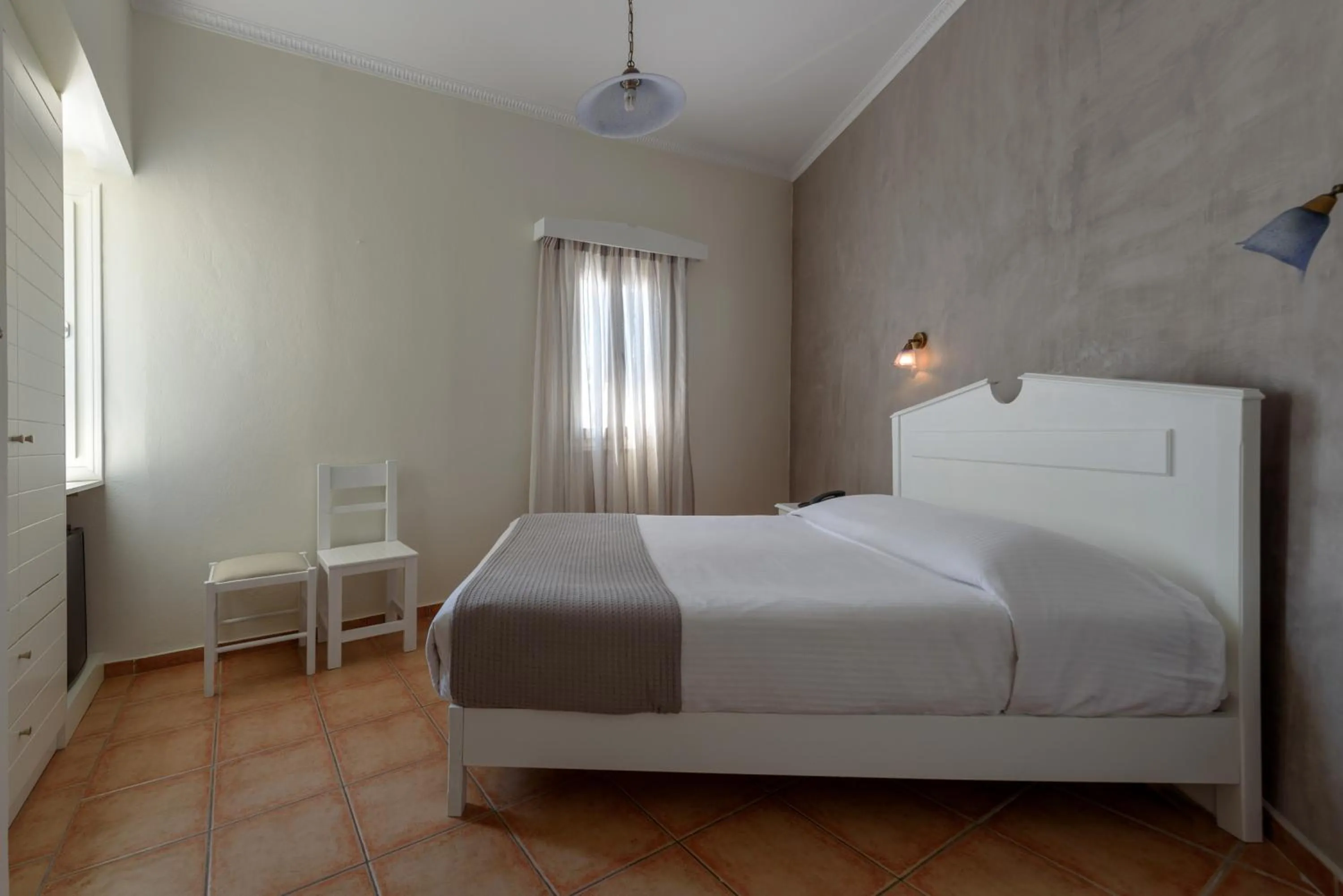 Bedroom, Bed in Anemomilos