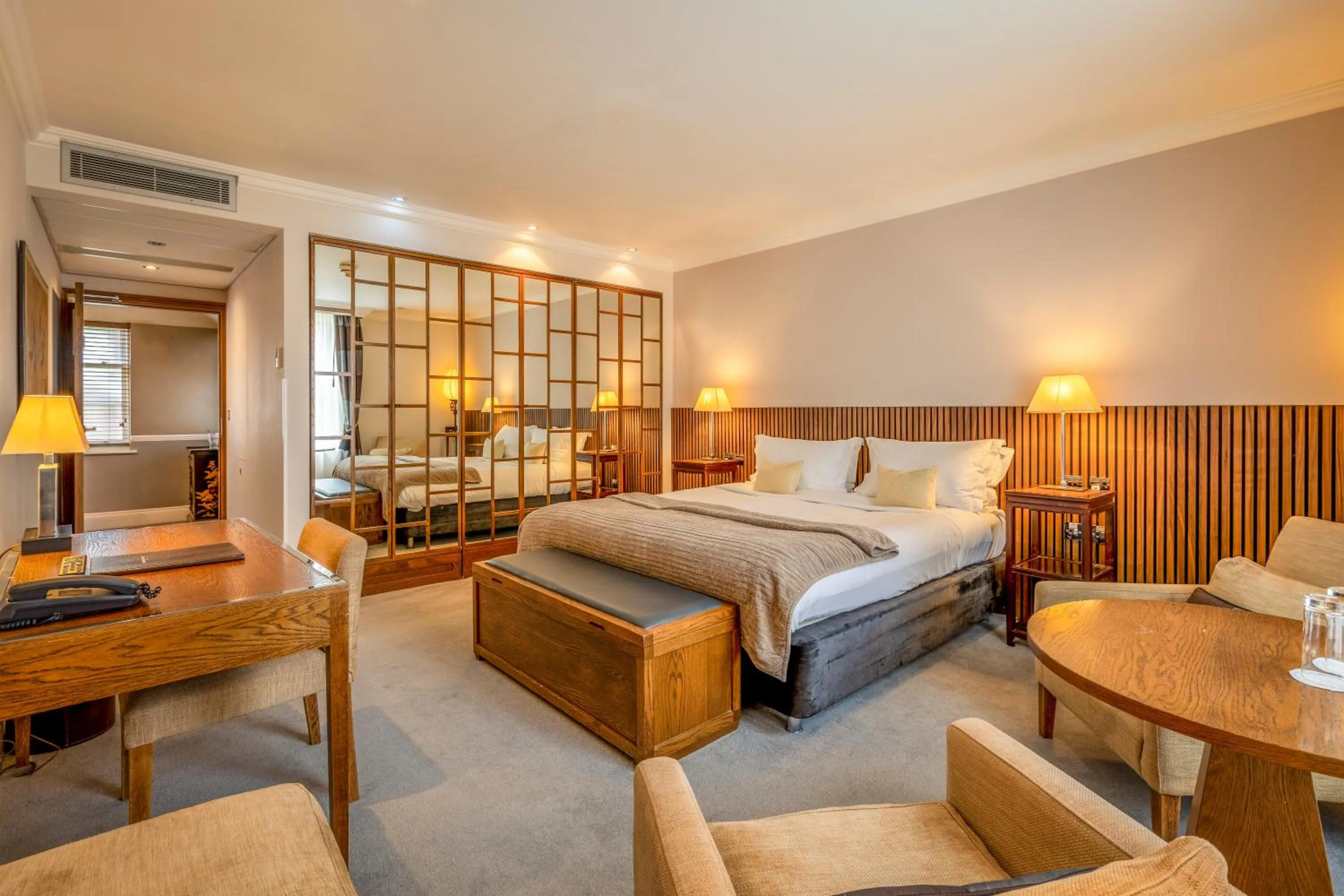 Bedroom, Bed in St Michael's Manor Hotel - St Albans