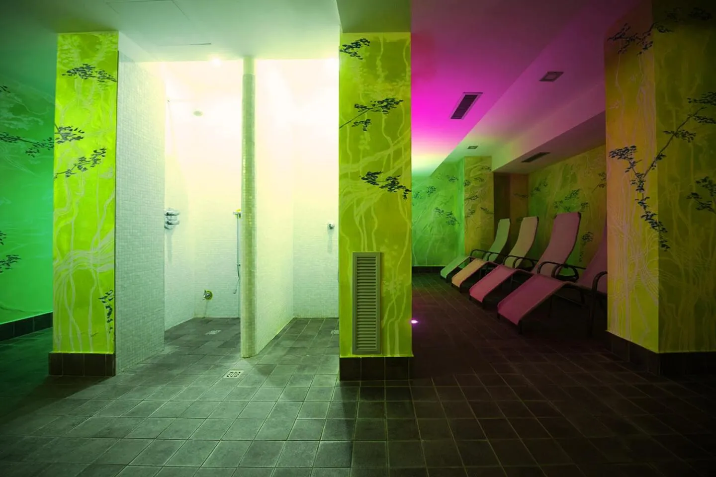 Spa and wellness centre/facilities in T'AMI Hotel Resort Spa