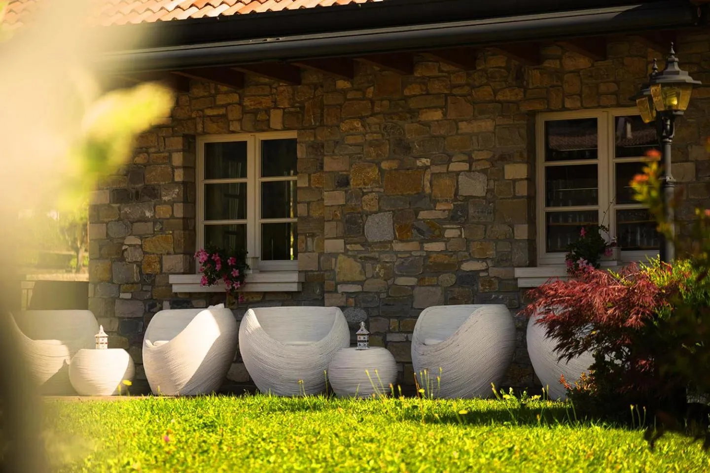 Patio in T'AMI Hotel Resort Spa