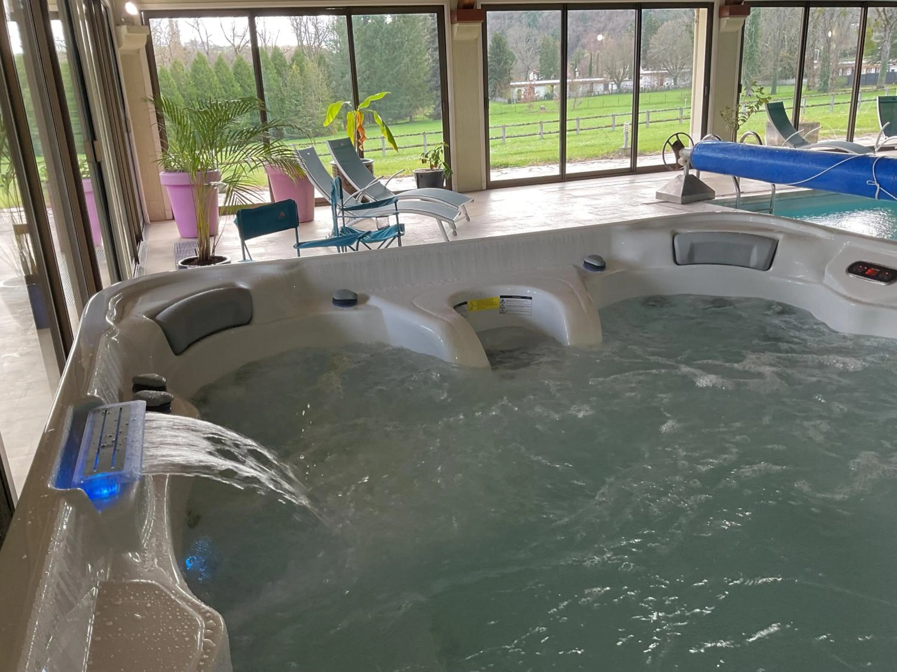 Hot Tub in Ma Tranquillite